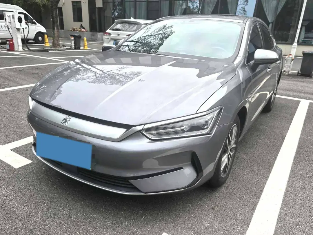 2021 BYD QIN view 1