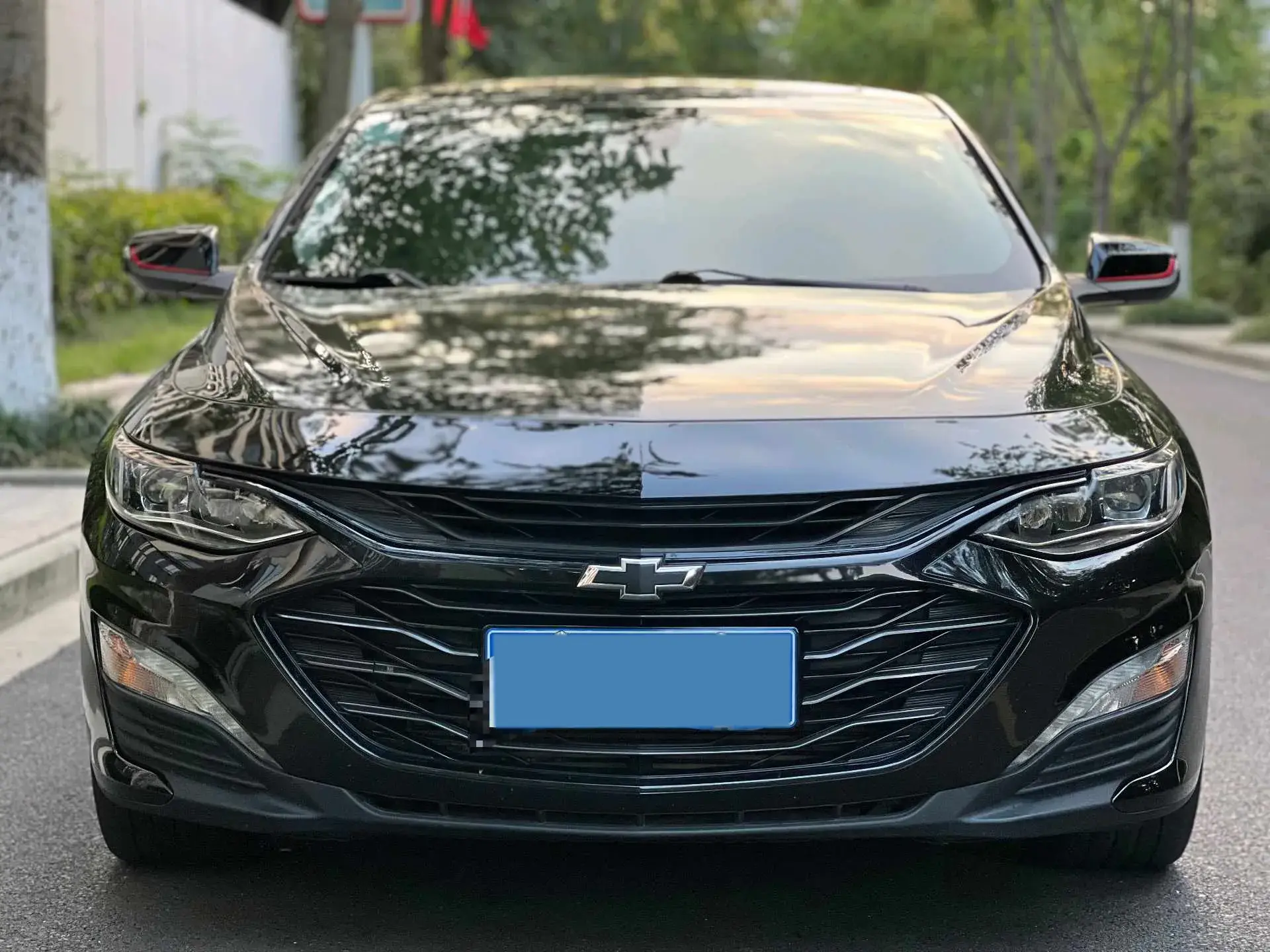 2021 CHEVROLET MALIBU thumbnail 2