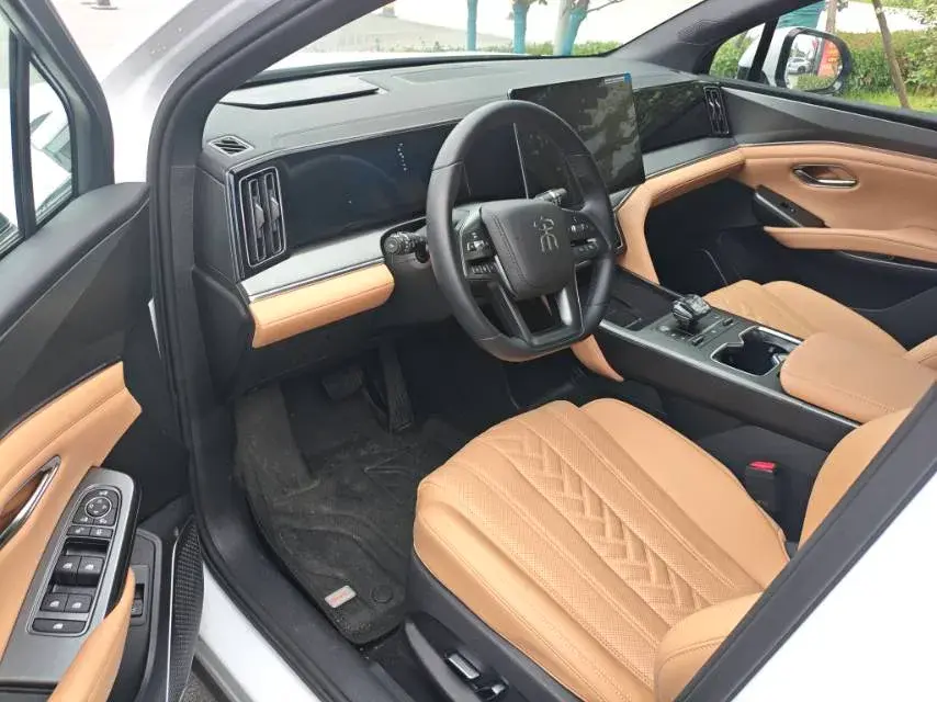 2025 BYD SONGL thumbnail 3