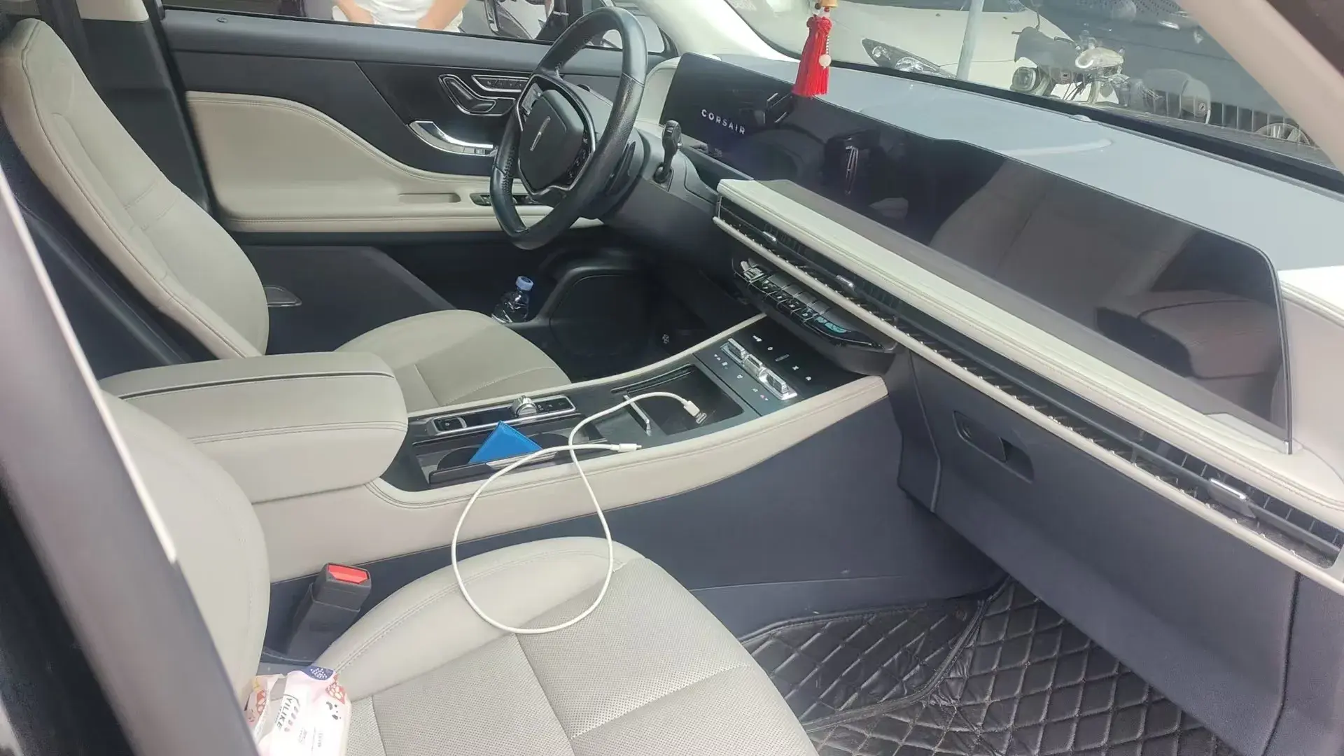 2023 LINCOLN CORSAIR thumbnail 2