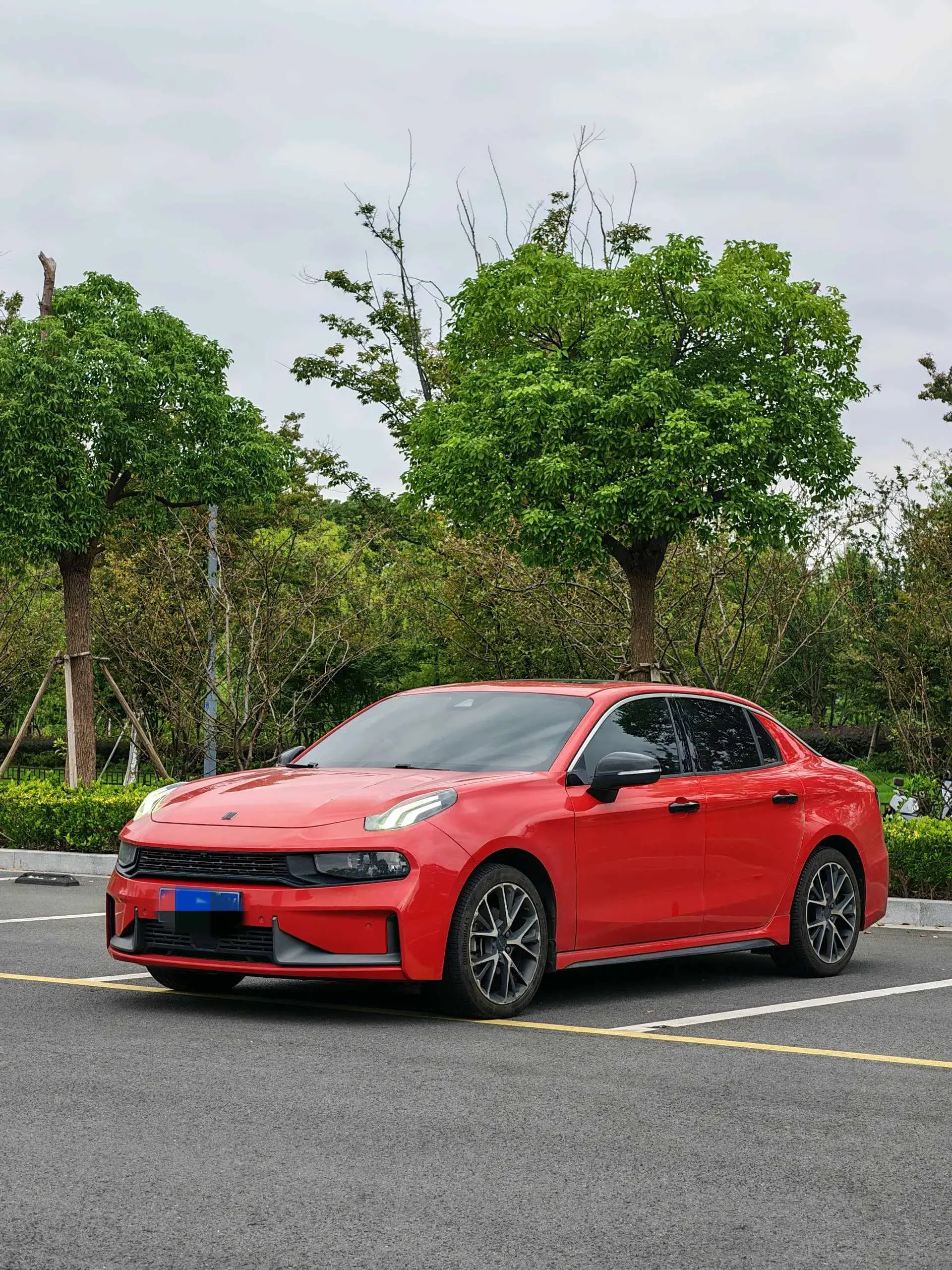 2021 LYNK&CO 03 view 1