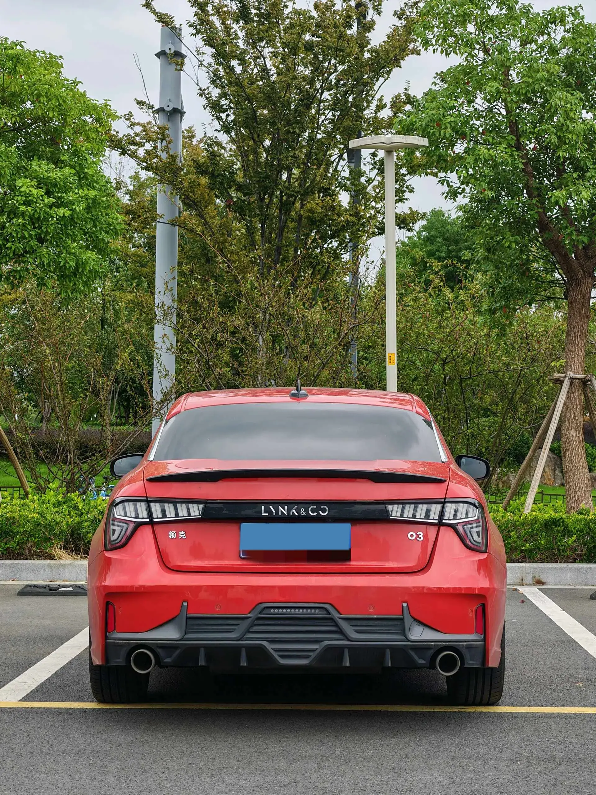 2021 LYNK&CO 03 thumbnail 4