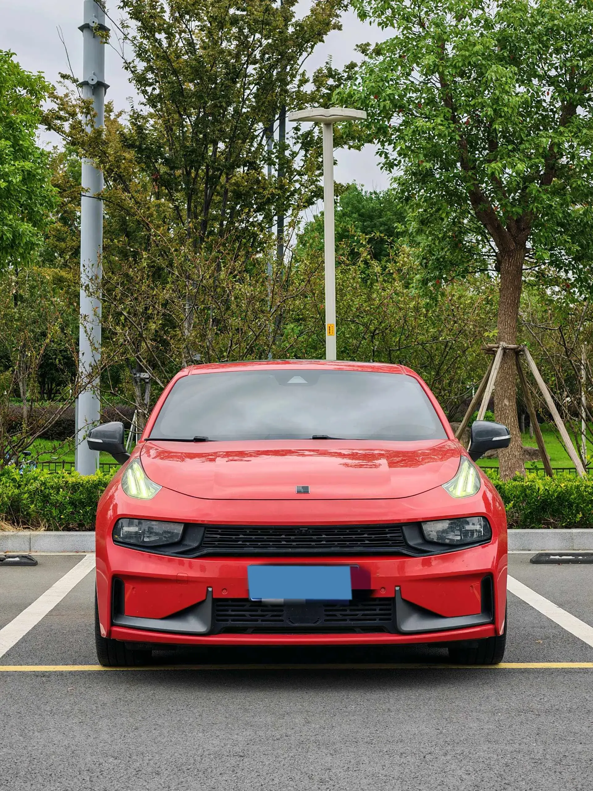 2021 LYNK&CO 03 thumbnail 2