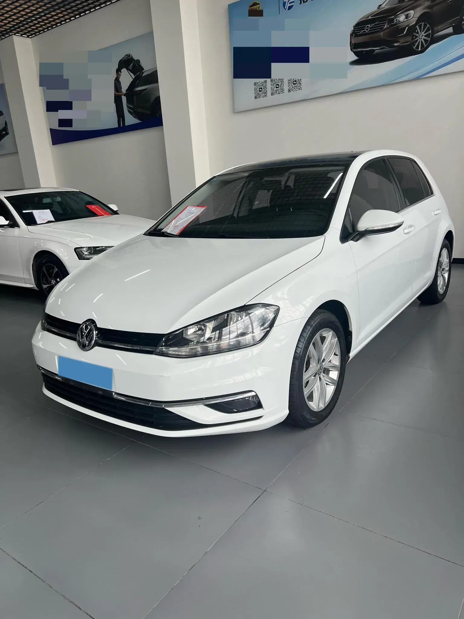 2018 VOLKSWAGEN GOLF view 1