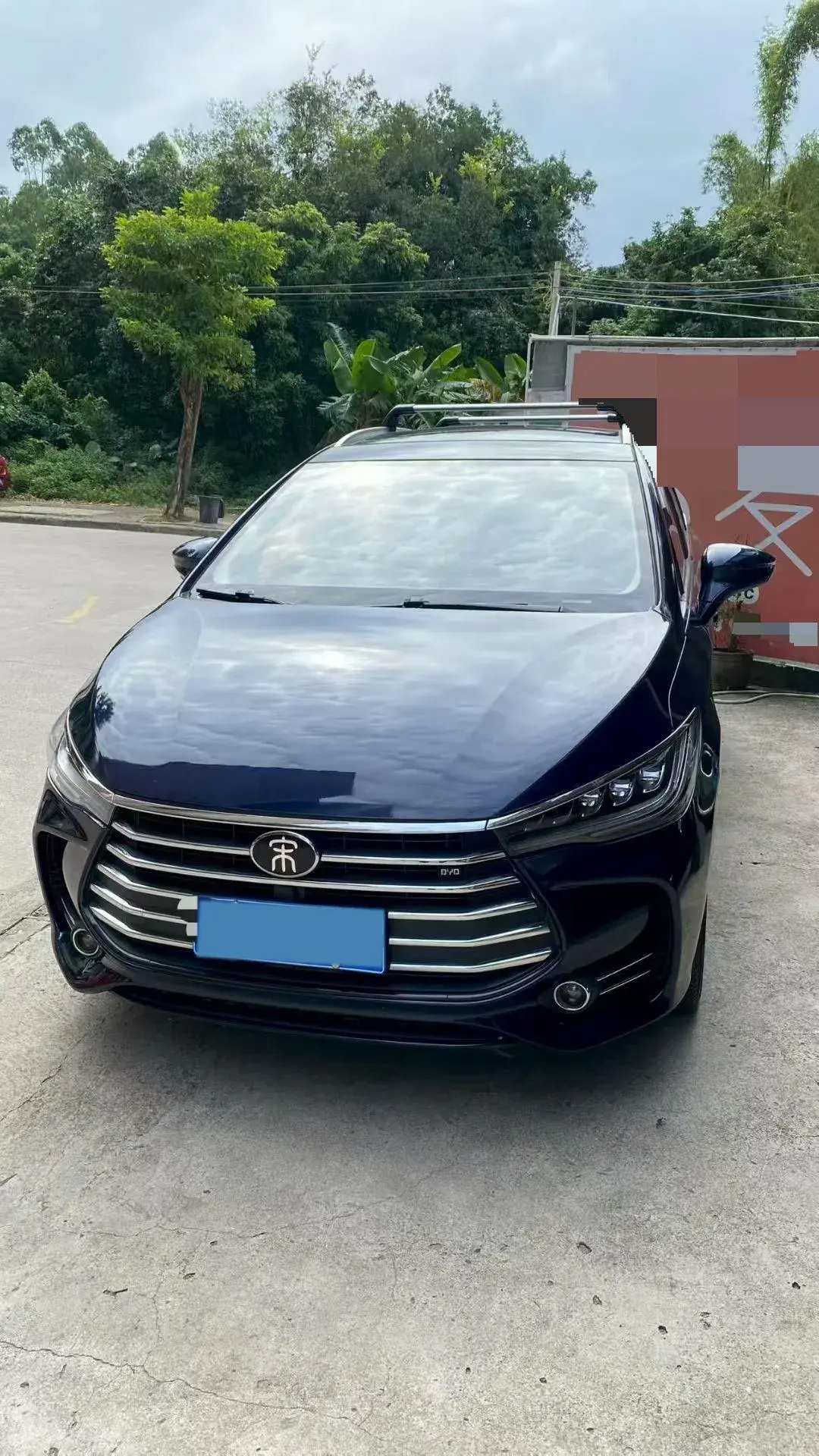 2018 BYD SONG thumbnail 2