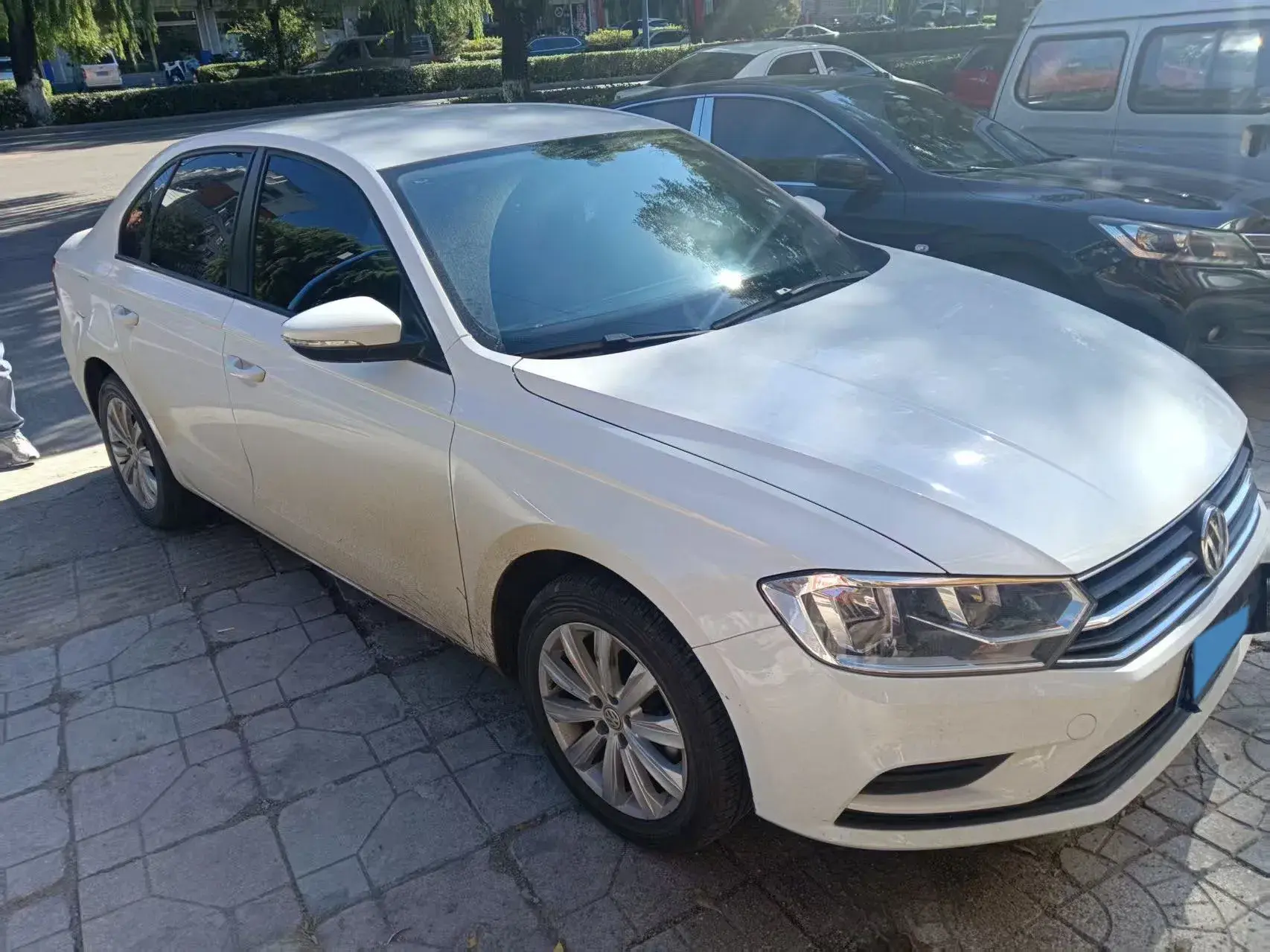 2019 VOLKSWAGEN BORA thumbnail 4