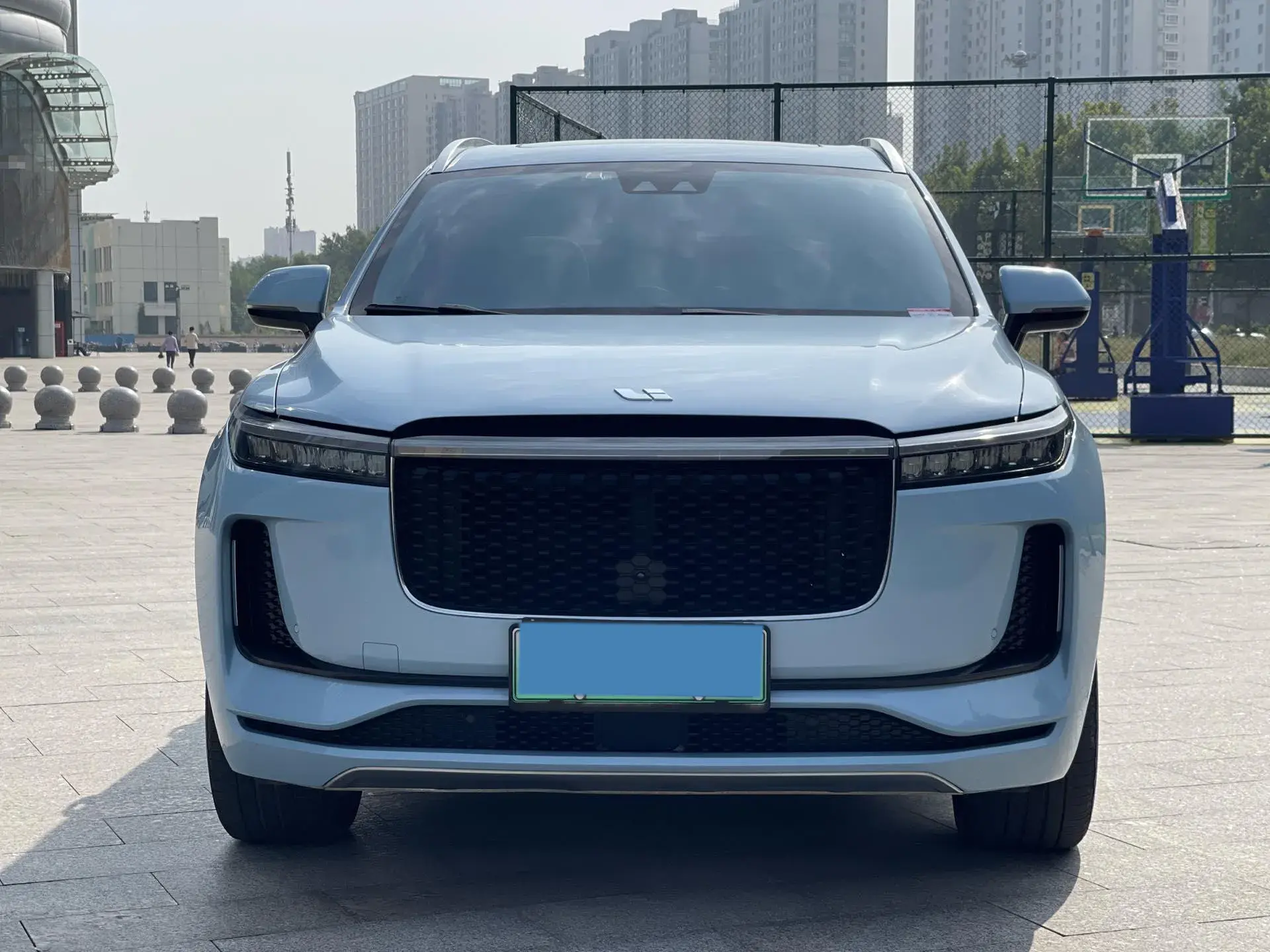 2020 LI ONE thumbnail 3