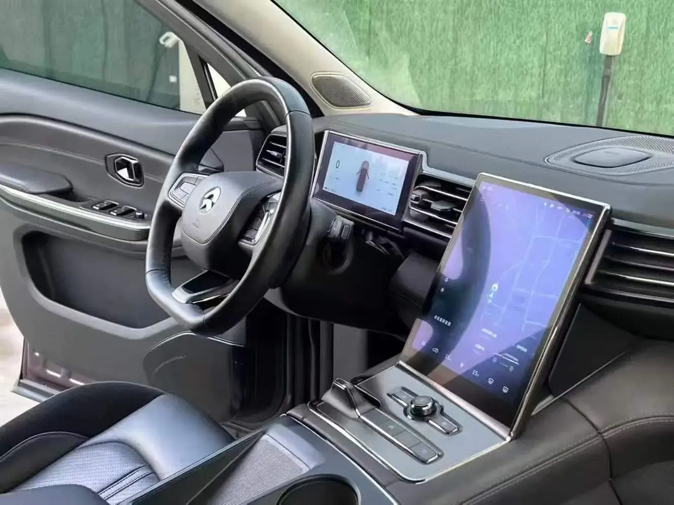 2019 NIO ES6 thumbnail 3