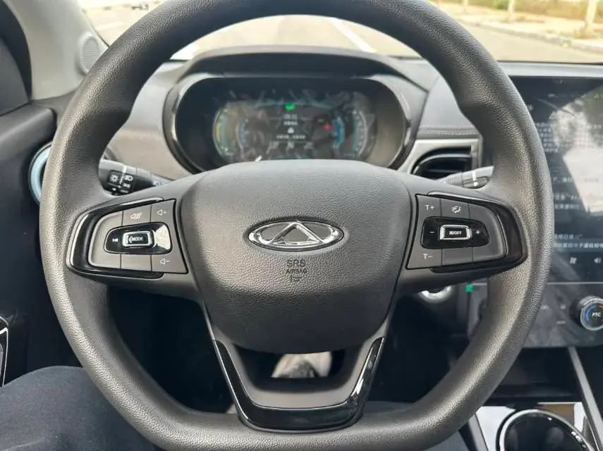 2025 CHERY LITTLE thumbnail 3