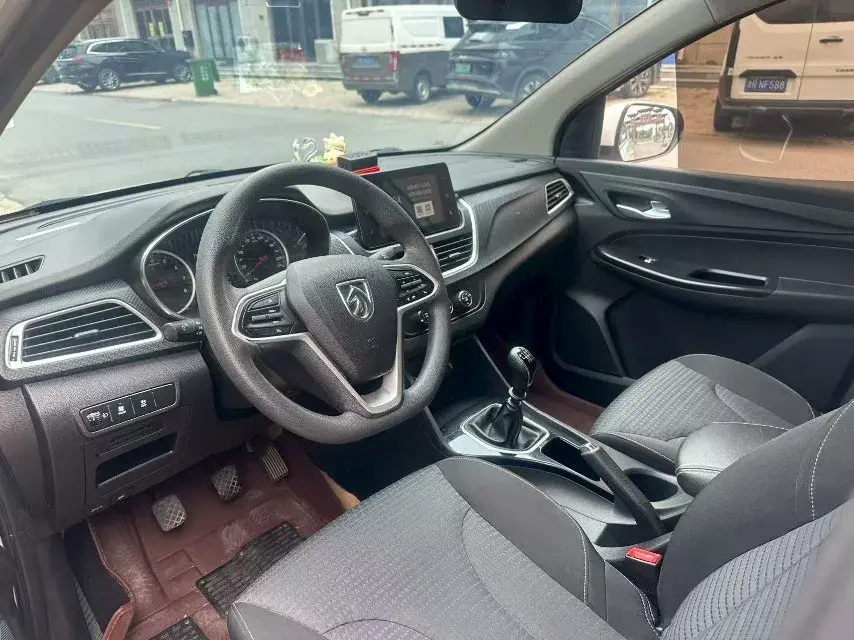 2019 BAOJUN 730 thumbnail 4