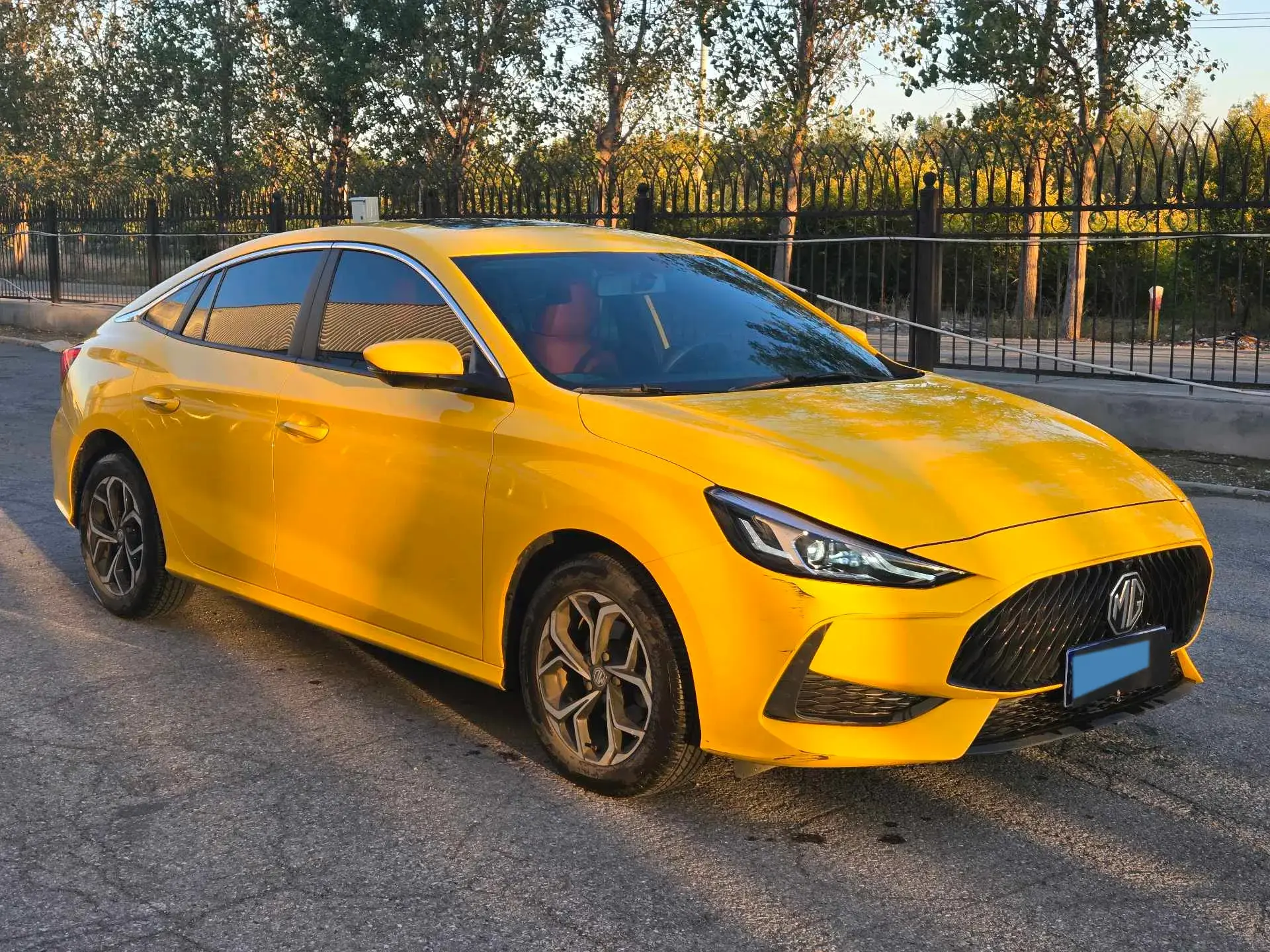 2021 MG 5 thumbnail 3