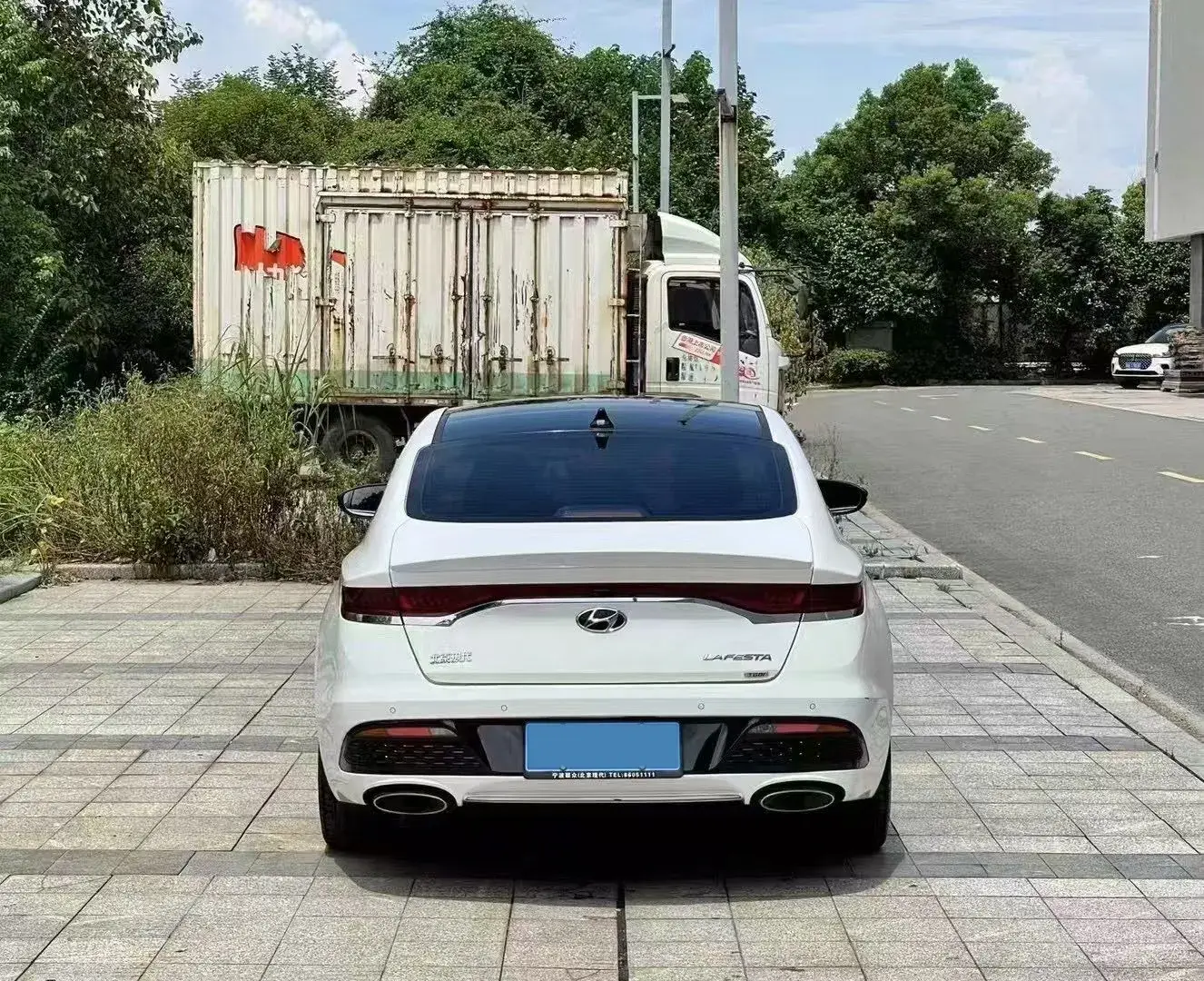 2019 HYUNDAI LA thumbnail 4