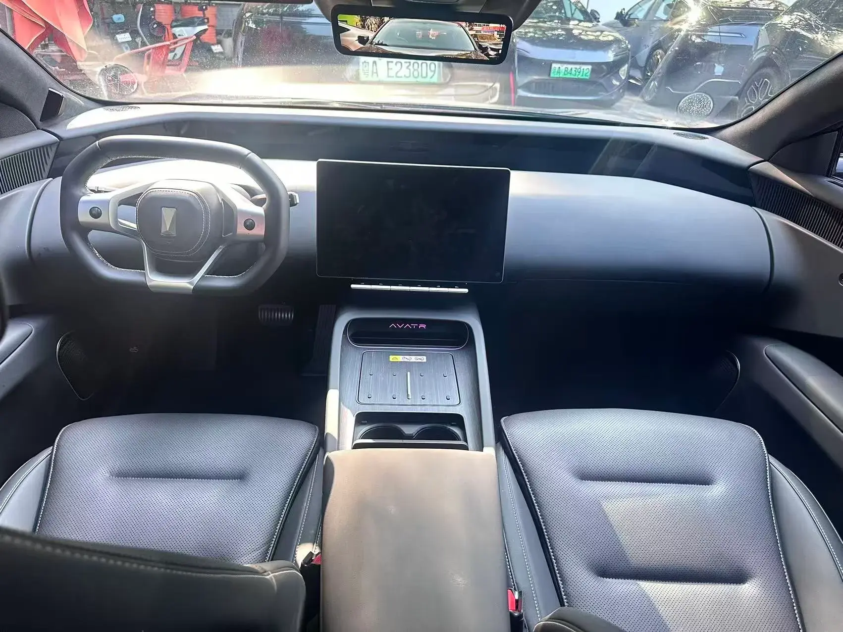2025 AVATR 12 thumbnail 4