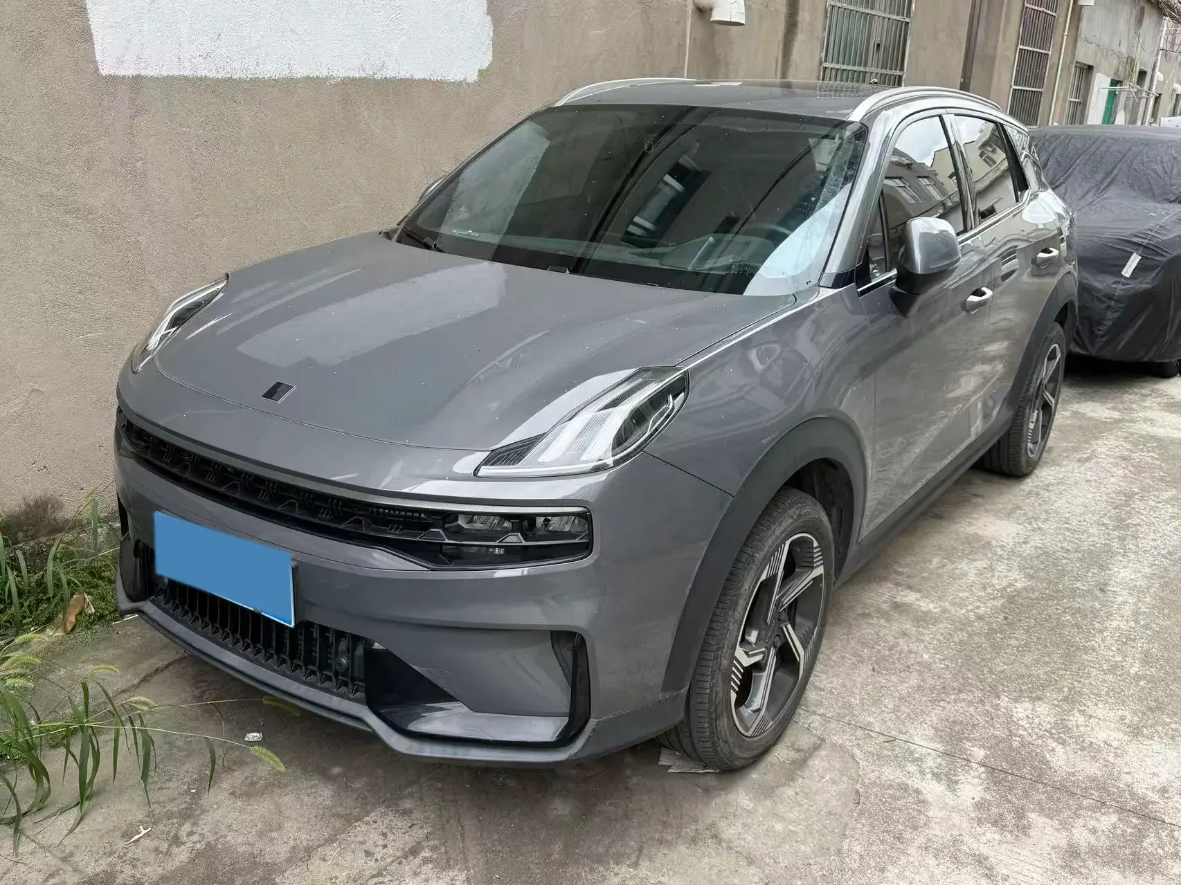 2023 LYNK&CO 06 view 1
