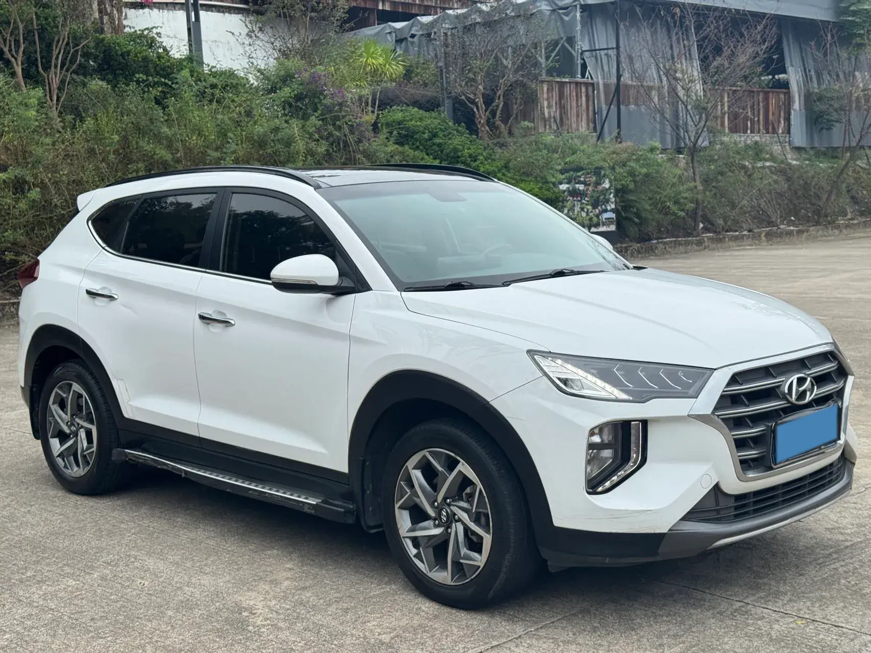 2019 HYUNDAI TUCSON thumbnail 3