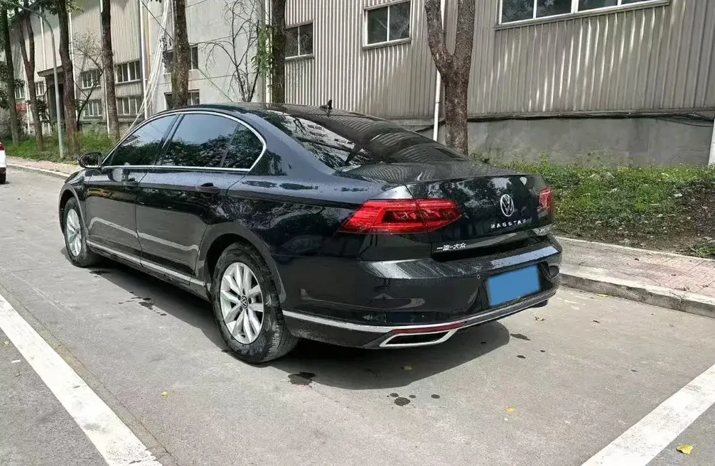 2020 VOLKSWAGEN MAGOTAN thumbnail 4