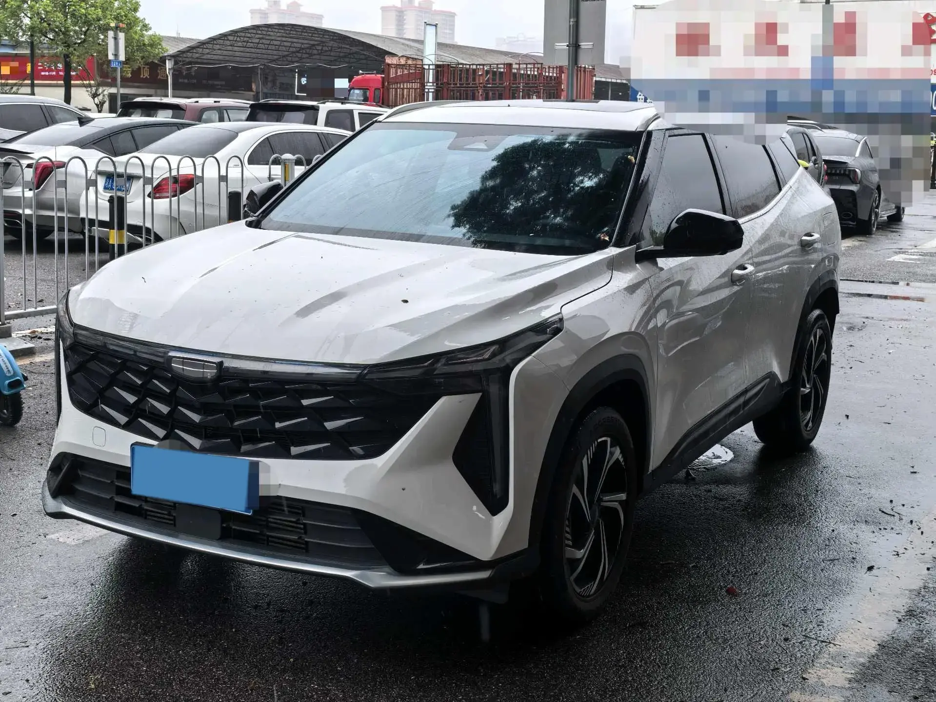 2023 GEELY AZKARRA view 1