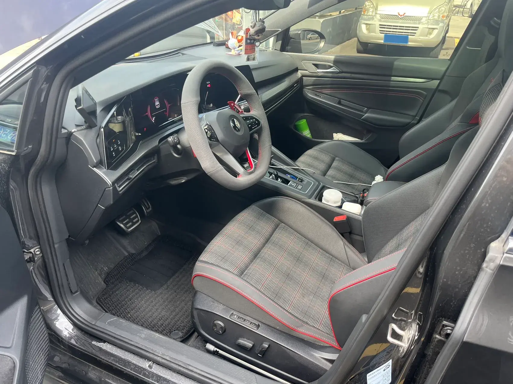 2021 VOLKSWAGEN GOLFGTI thumbnail 3