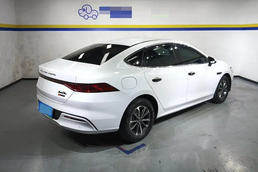 2023 BYD QIN thumbnail 2