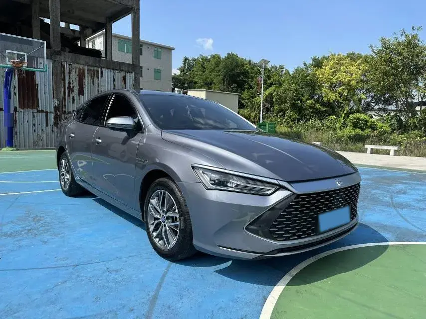 2023 BYD QIN thumbnail 3