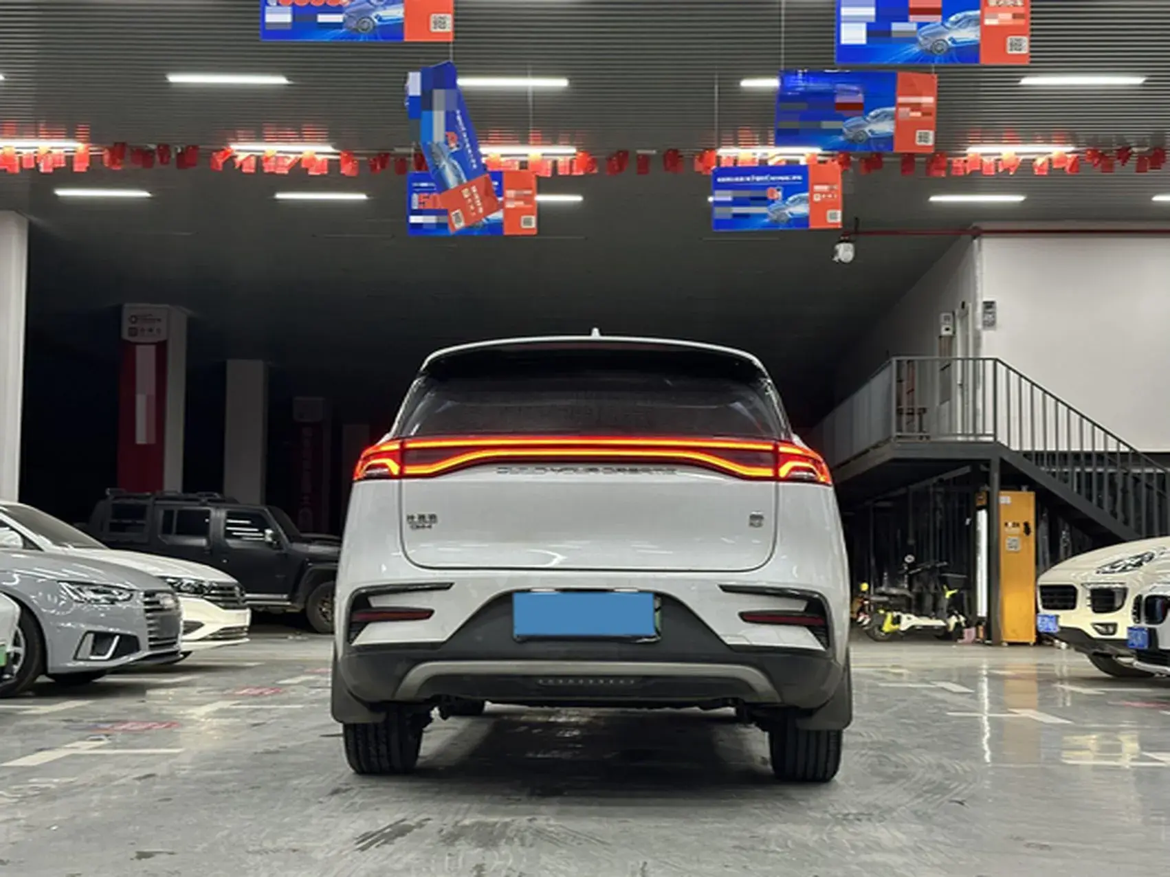 2021 BYD TANG thumbnail 4