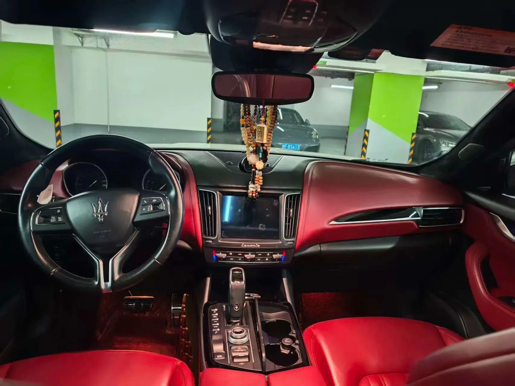 2019 MASERATI LEVANTE thumbnail 4