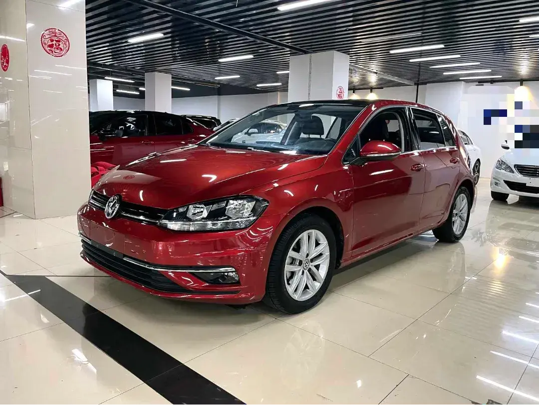 2018 VOLKSWAGEN GOLF view 1