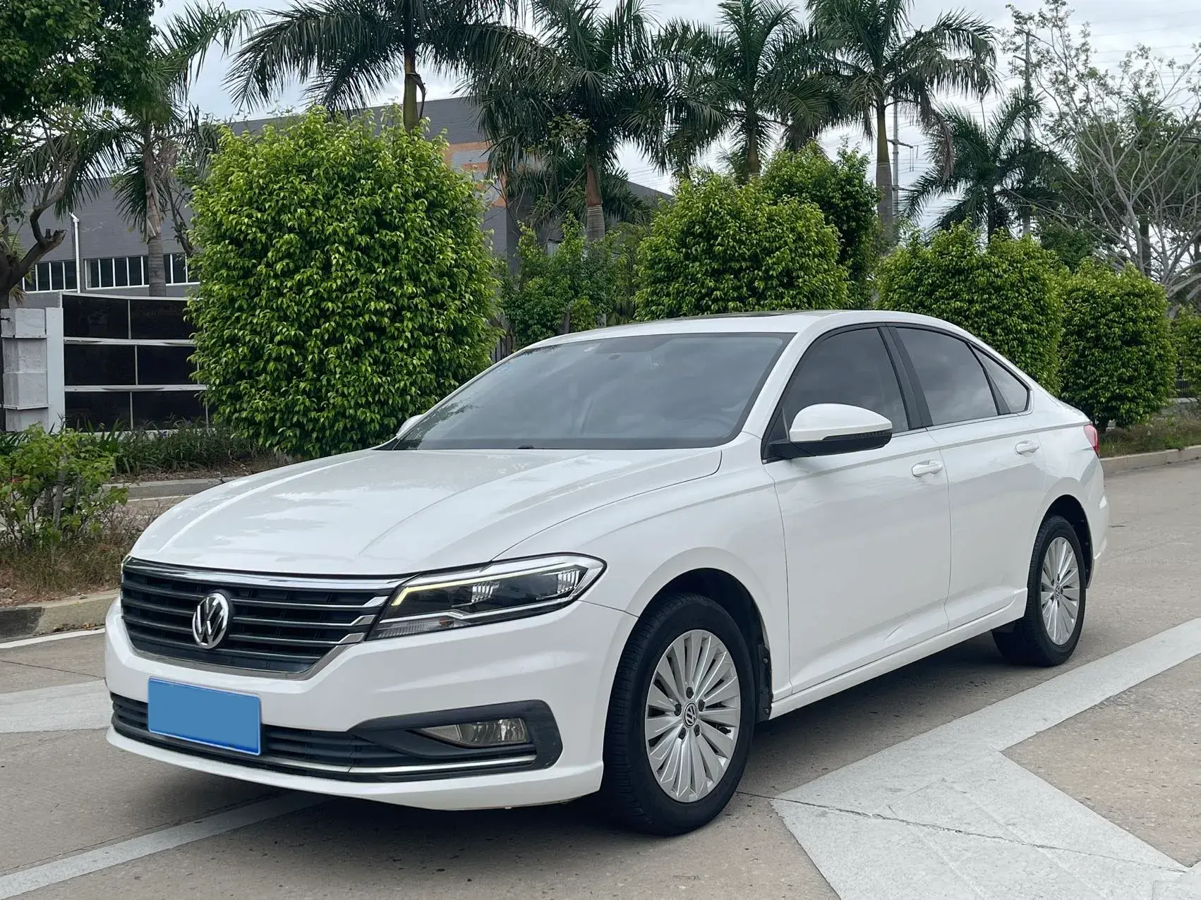 2019 VOLKSWAGEN LAVIDA view 1