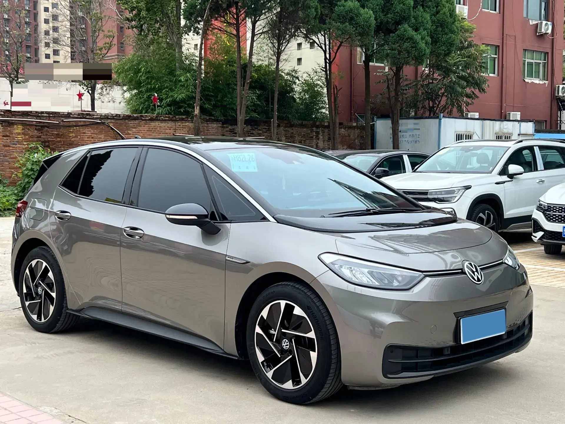 2024 VOLKSWAGEN ID.3 thumbnail 3