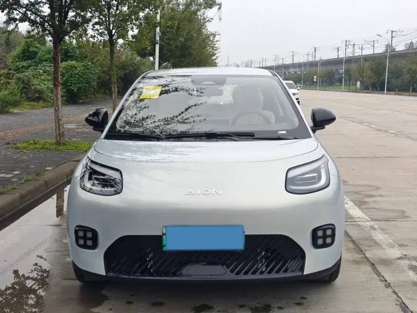 2025 AION AION thumbnail 3