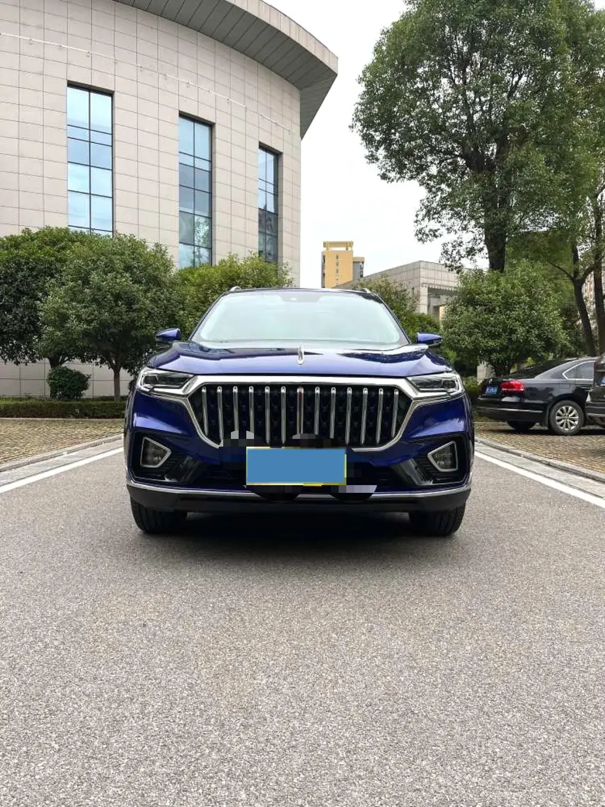 2022 HONGQI HS5 thumbnail 3
