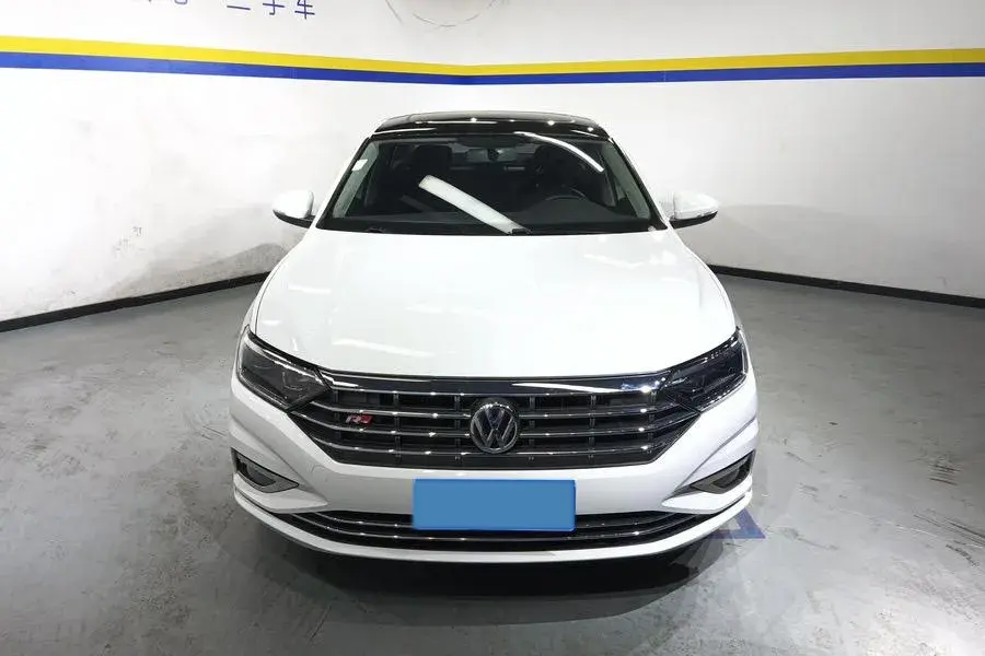 2021 VOLKSWAGEN SAGITAR thumbnail 3