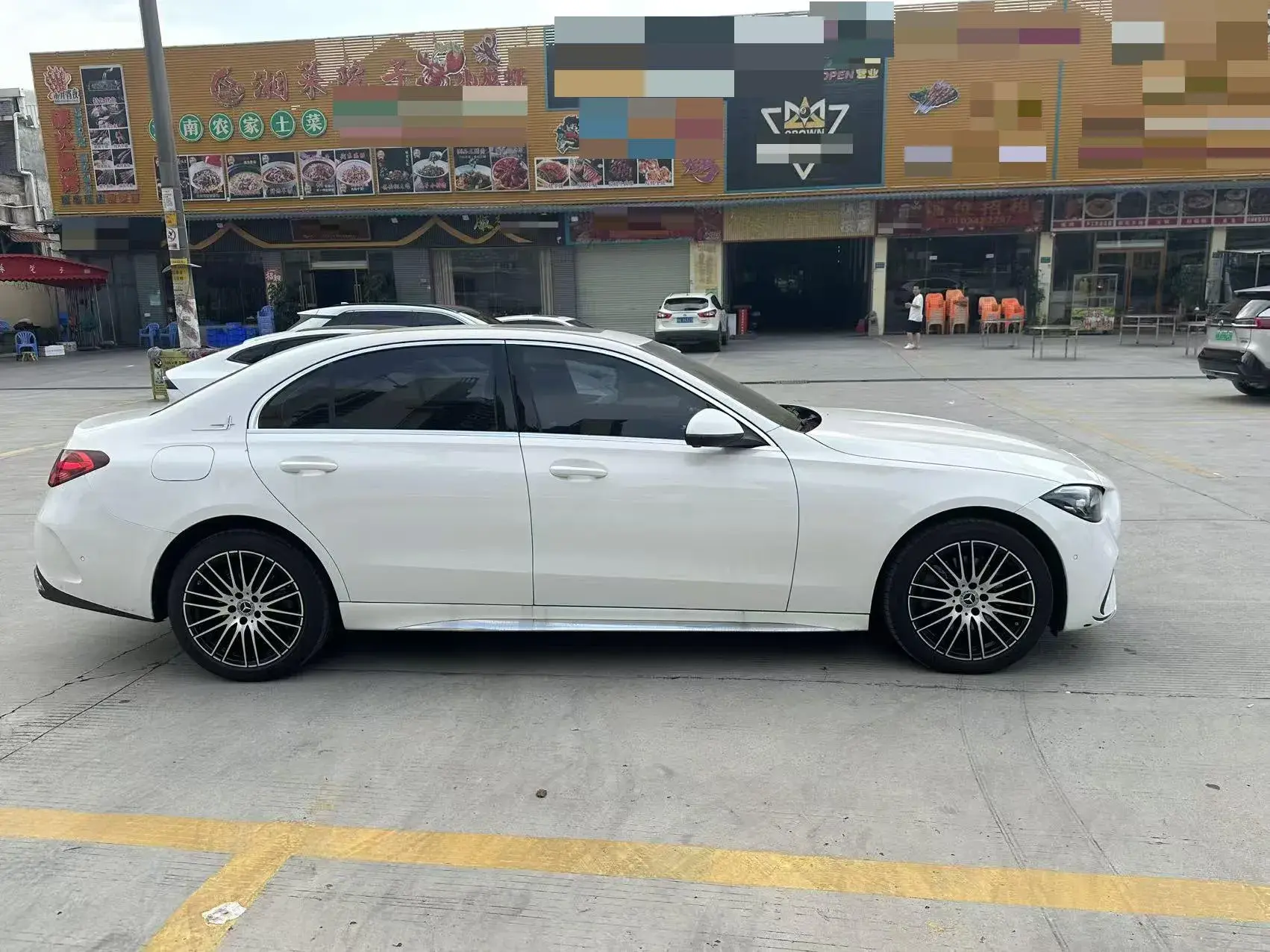 2024 MERCEDES-BENZ C thumbnail 3