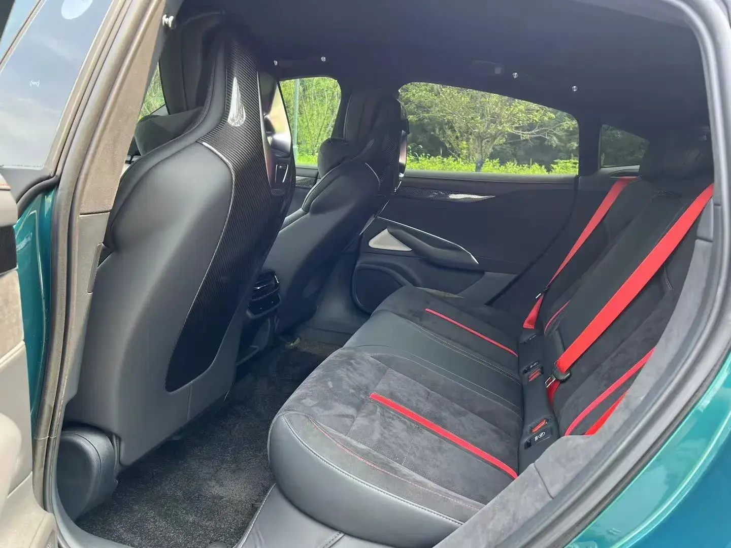 2025 MI SU7 thumbnail 4