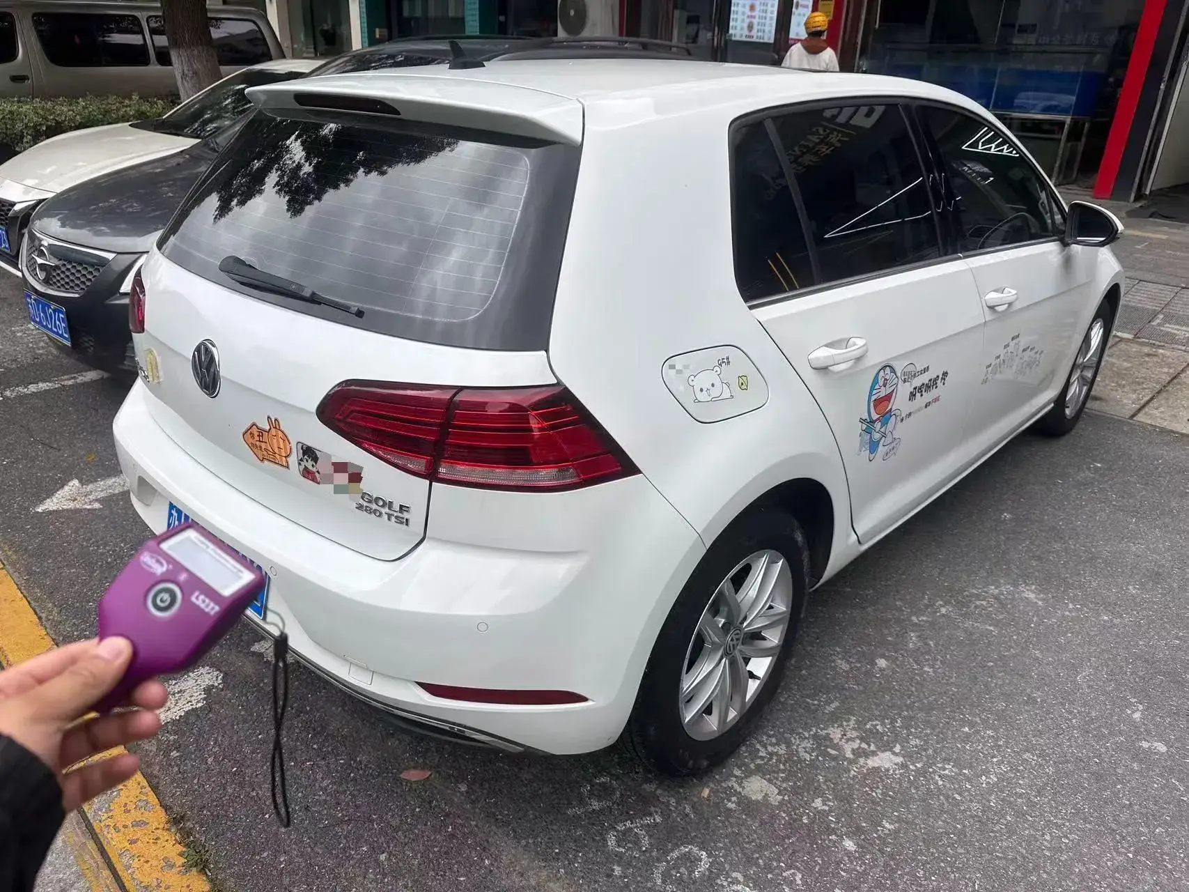 2018 VOLKSWAGEN GOLF thumbnail 2