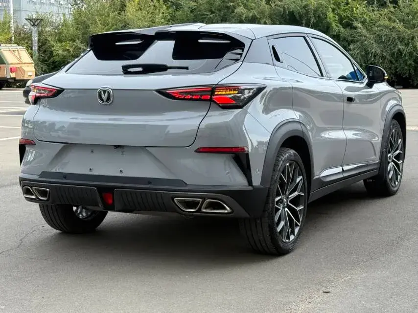 2022 CHANGAN UNI-T thumbnail 4