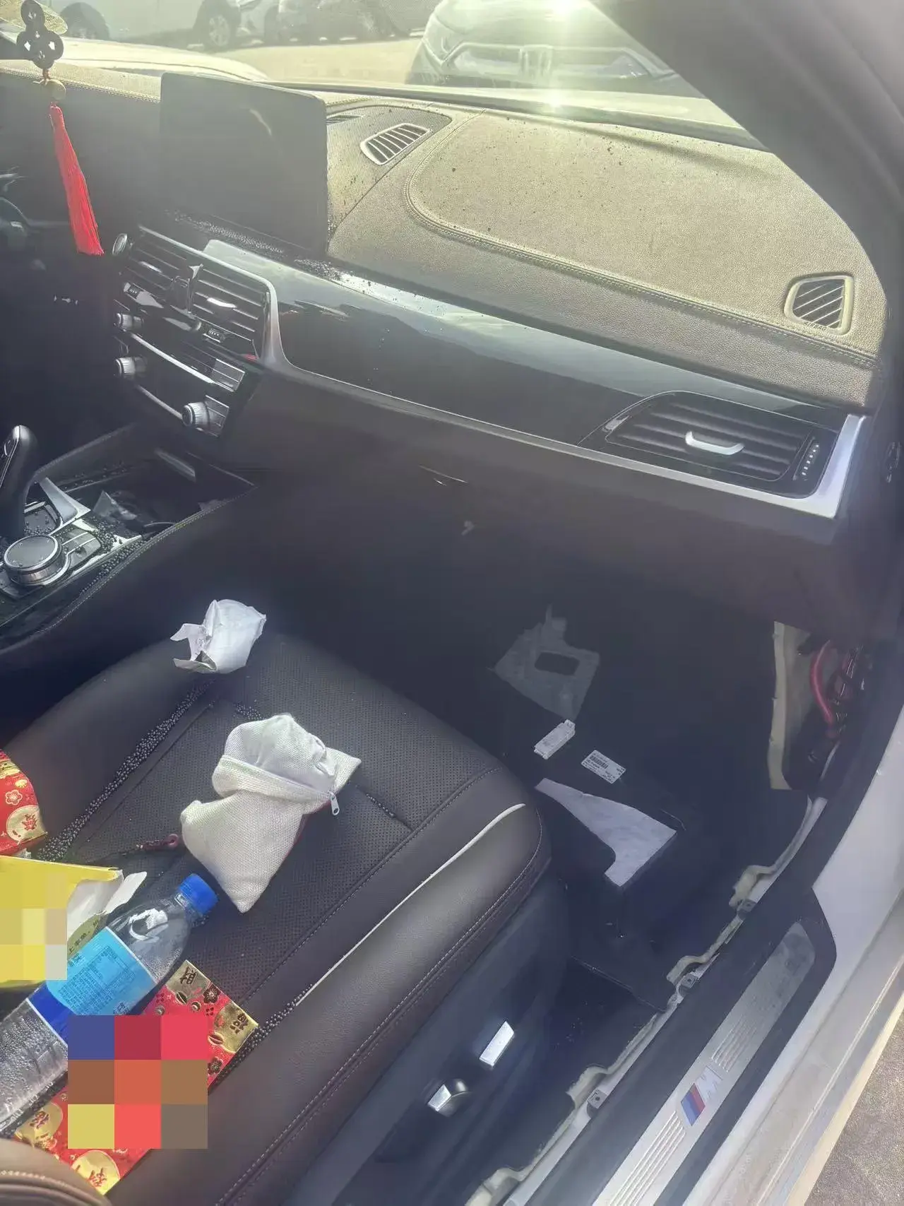 2022 BMW 5 thumbnail 4