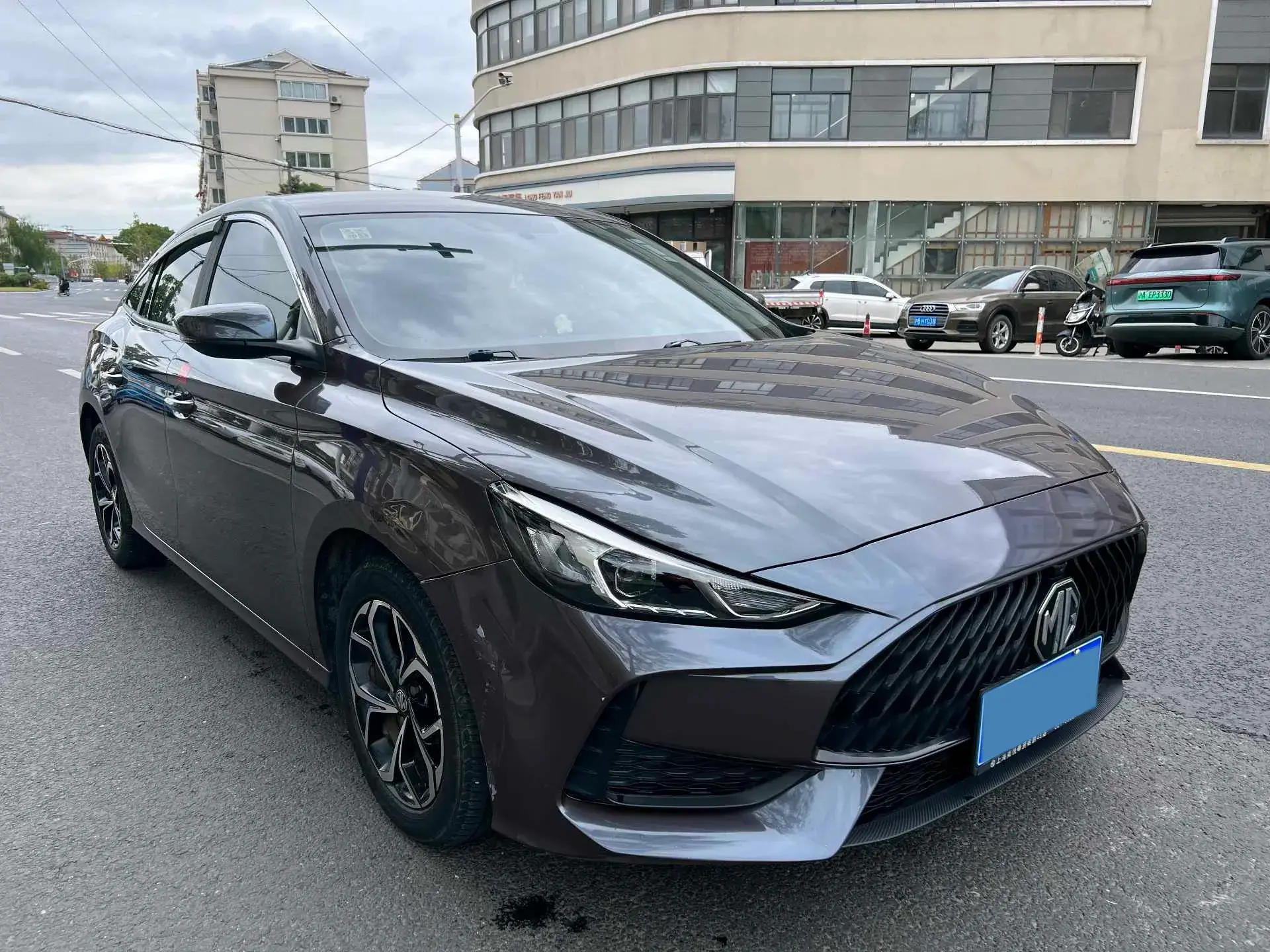 2021 MG 5 thumbnail 3