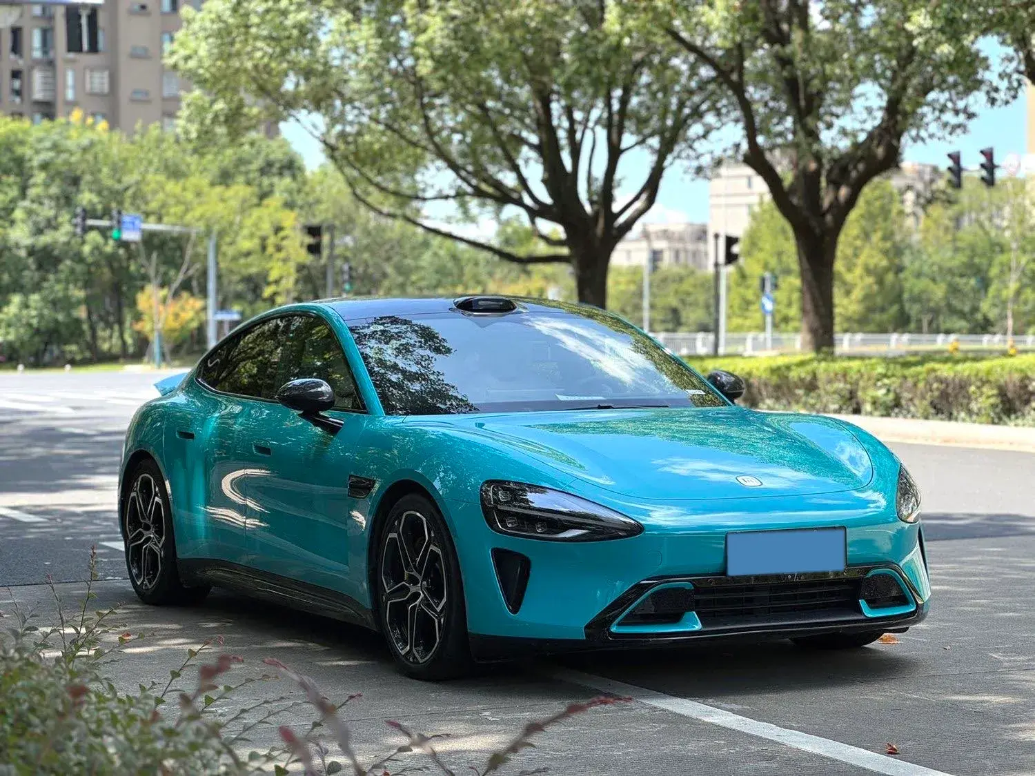 2024 MI SU7 thumbnail 3