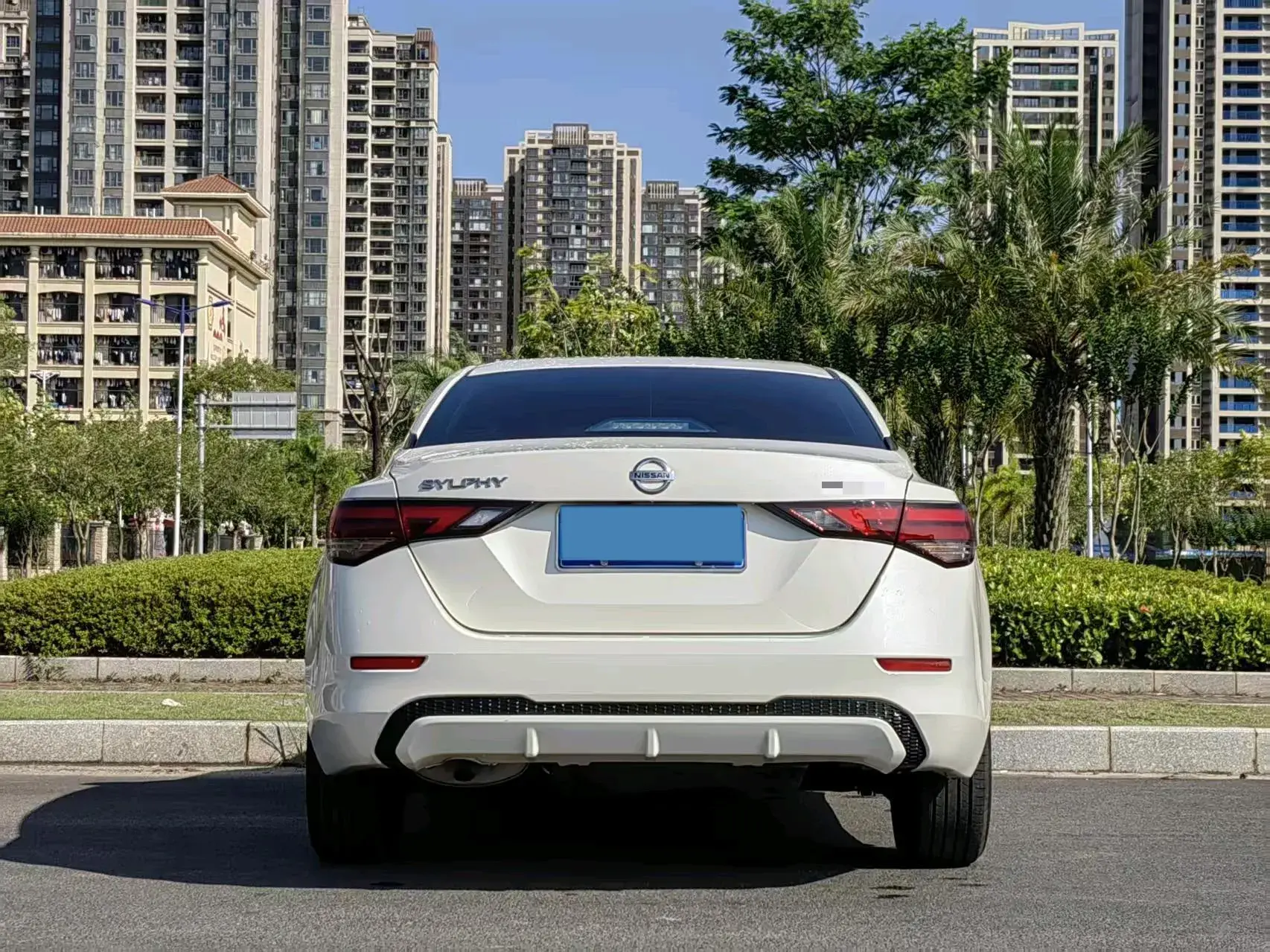 2022 NISSAN SYLPHY thumbnail 3