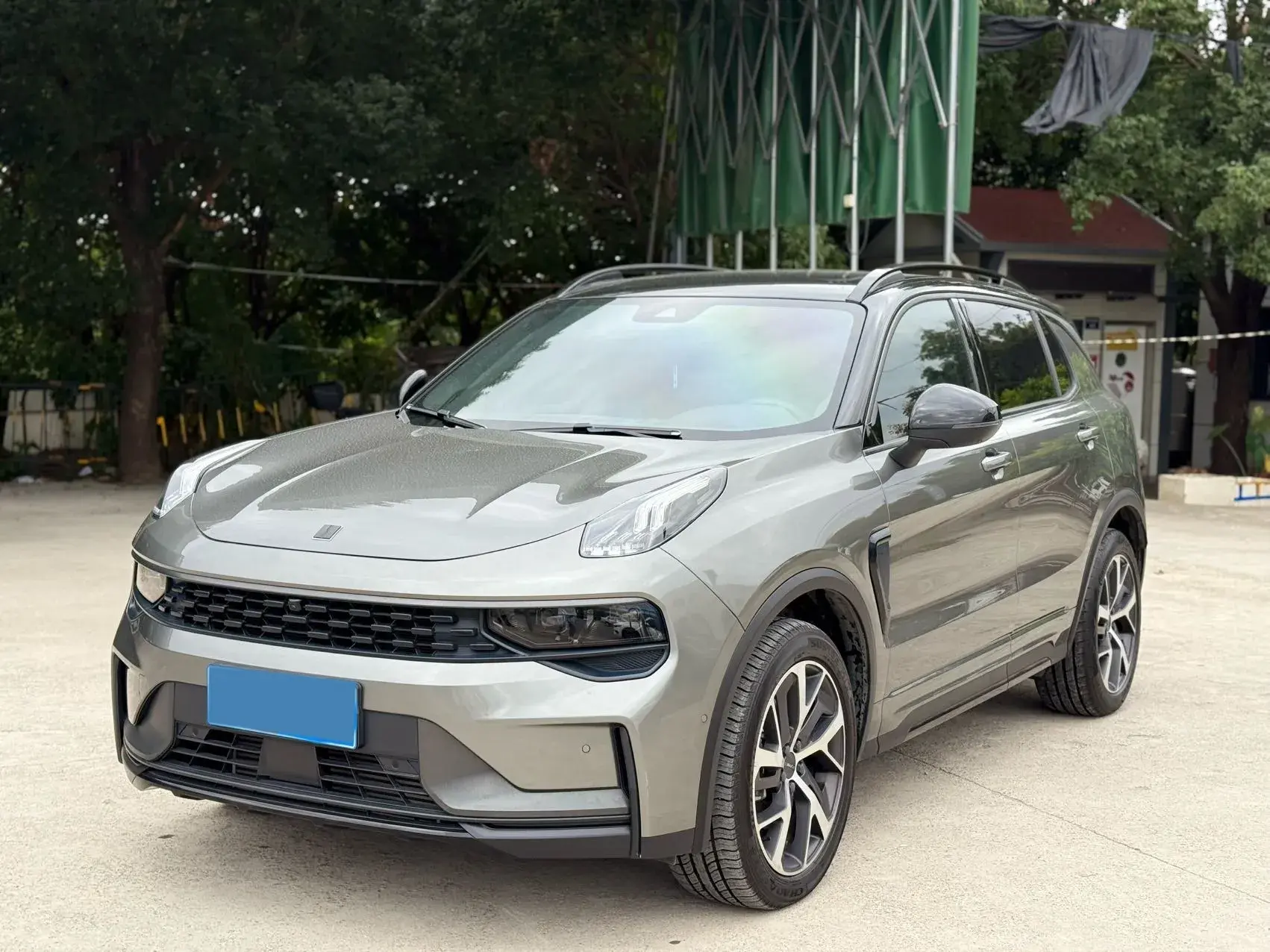 2021 LYNK&CO 01 view 1