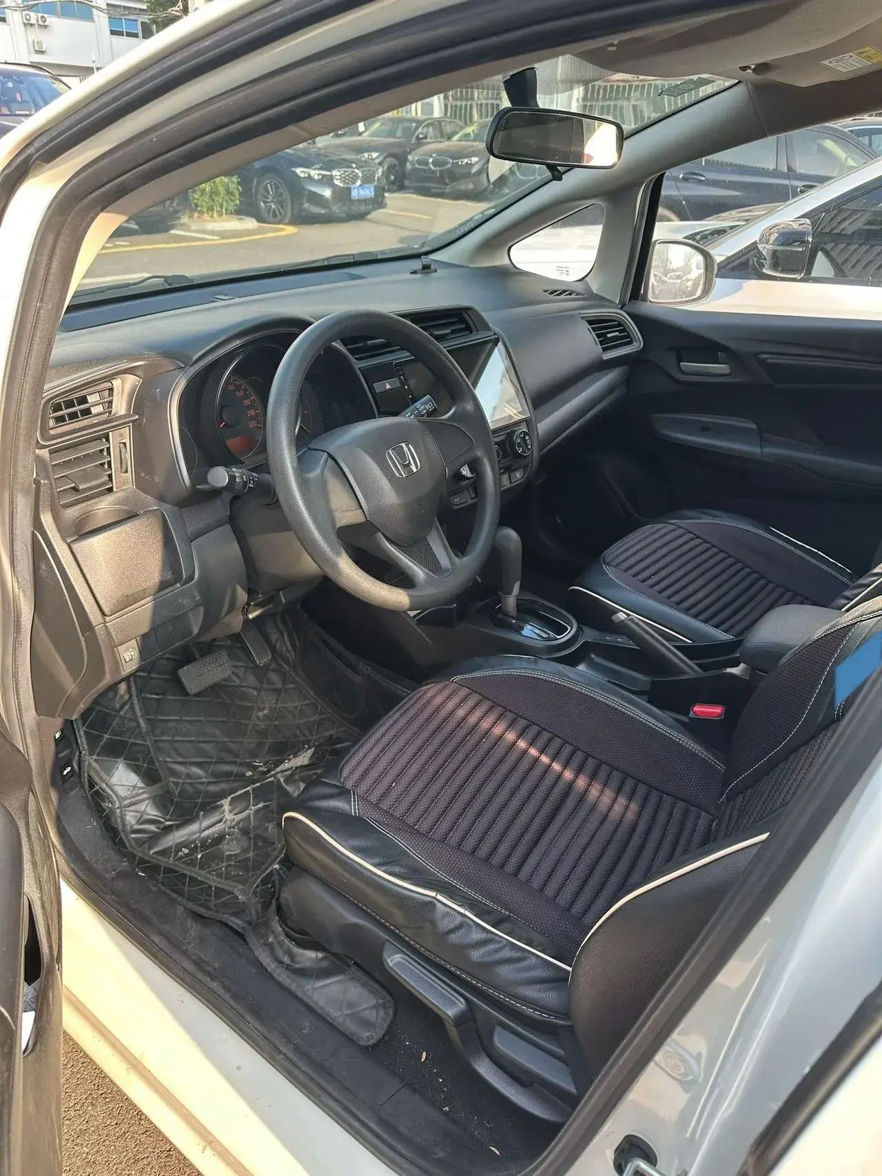 2018 HONDA FIT thumbnail 2