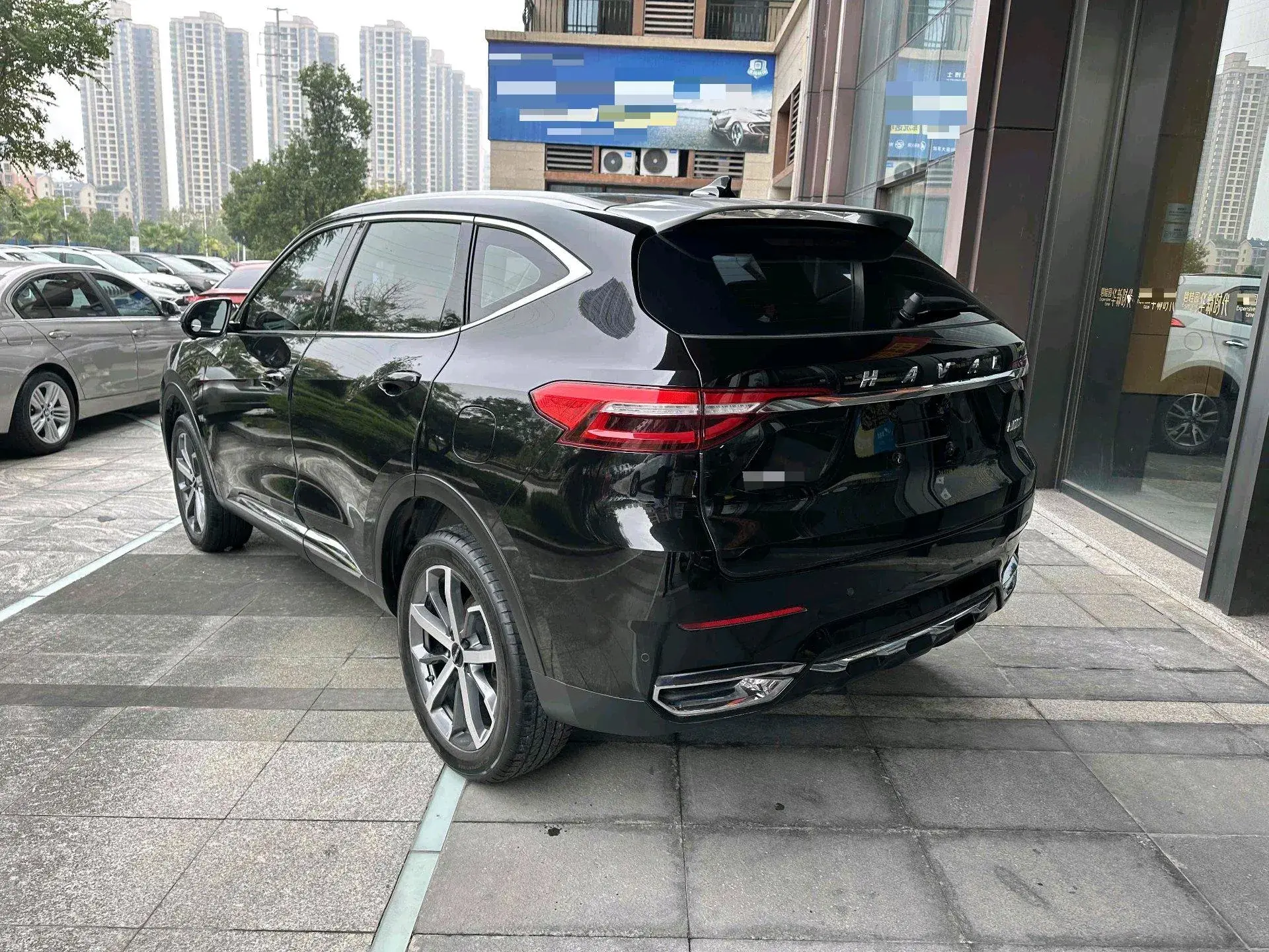 2021 HAVAL F7 thumbnail 2