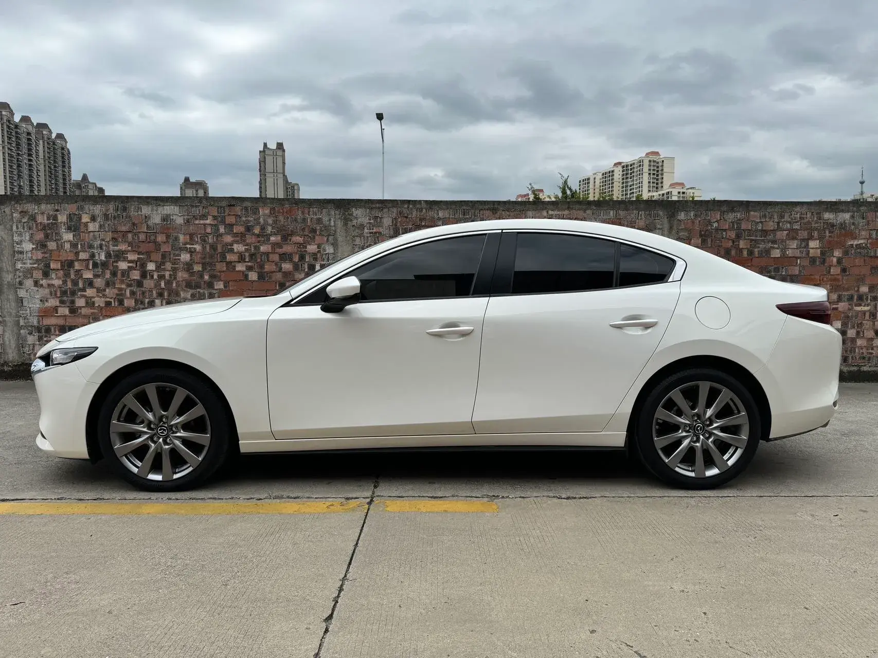 2020 MAZDA 3 thumbnail 2