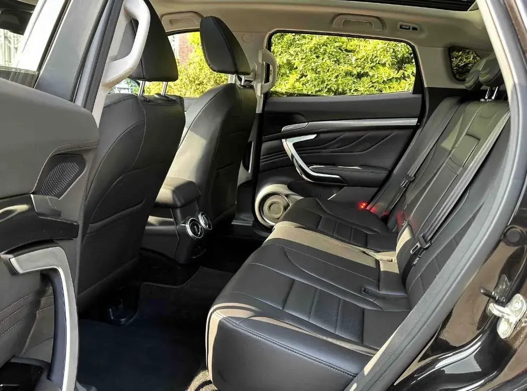 2017 WEY VV7 thumbnail 4