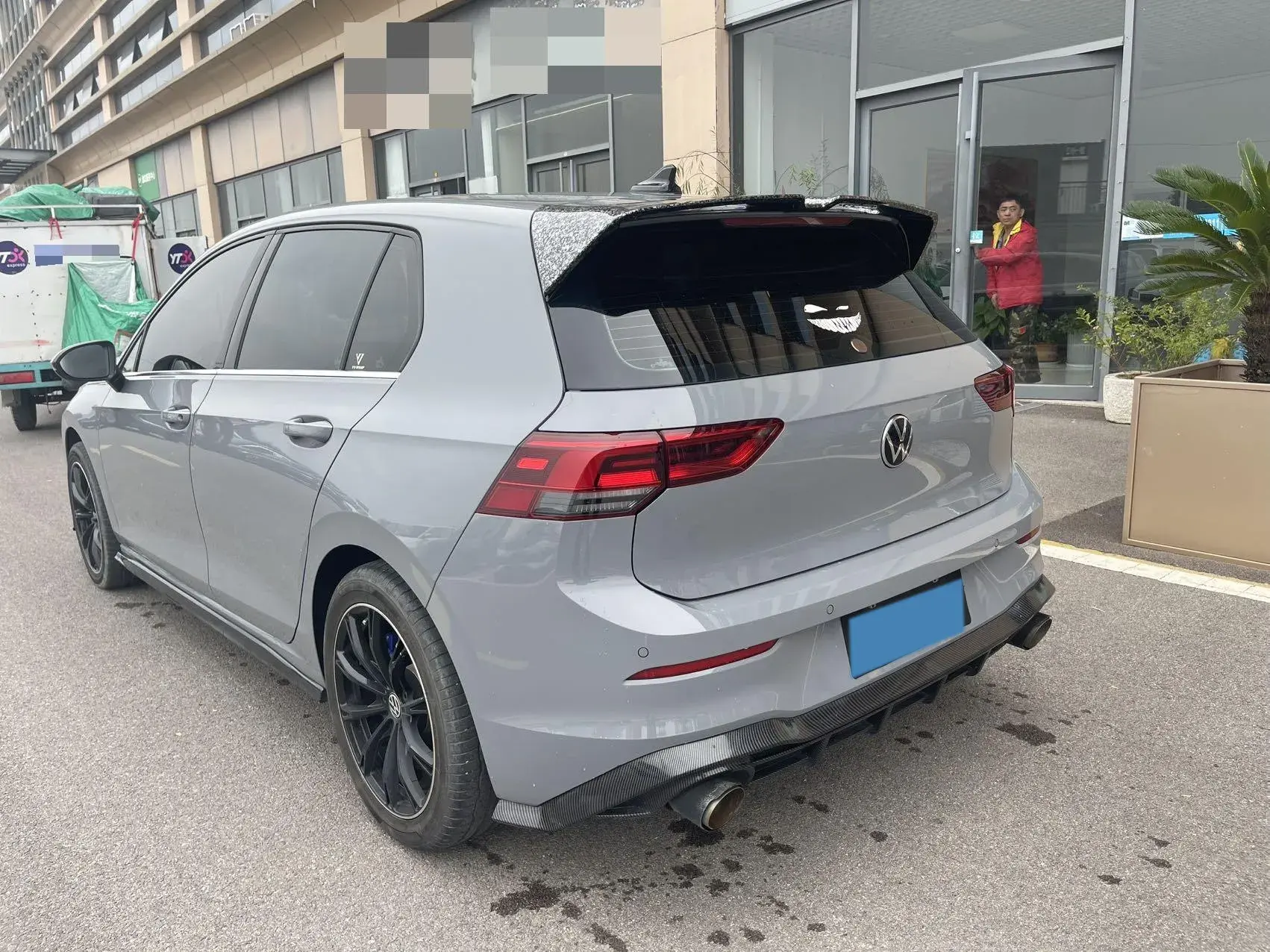 2021 VOLKSWAGEN GOLF thumbnail 3