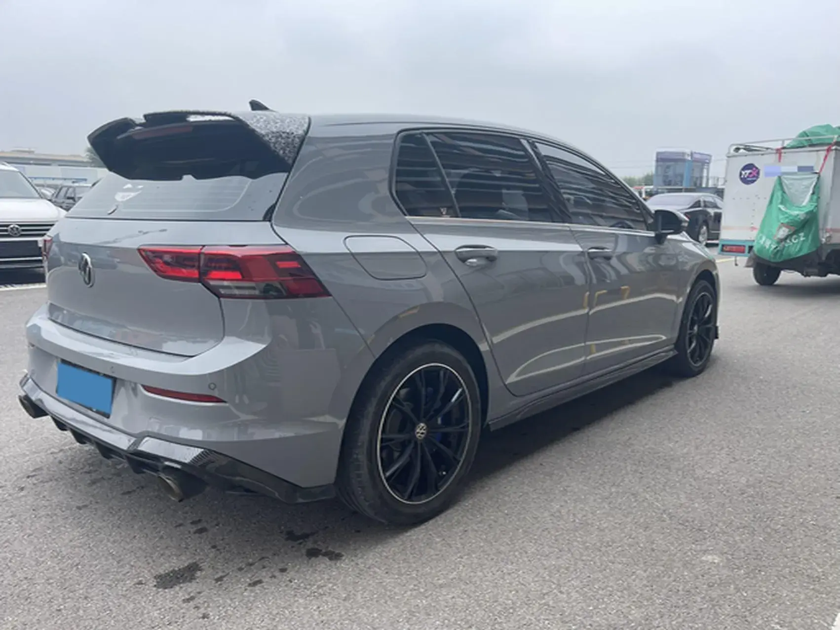 2021 VOLKSWAGEN GOLF thumbnail 4