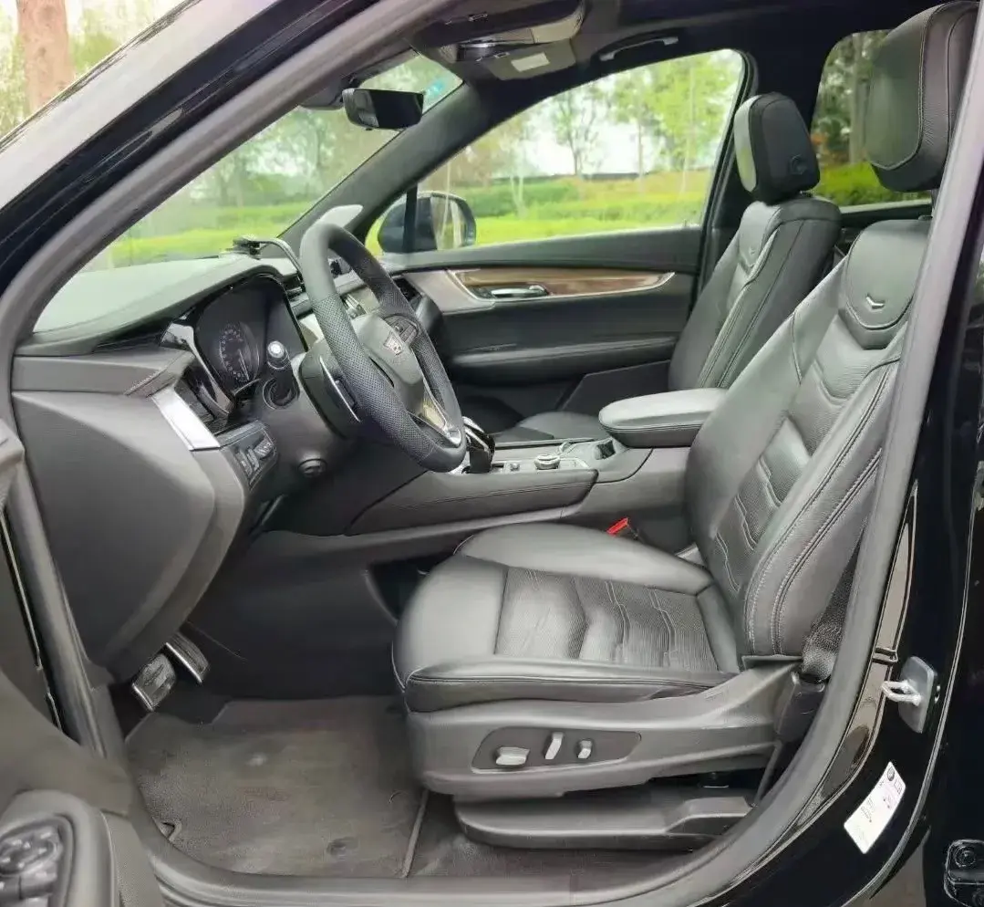 2020 CADILLAC XT6 thumbnail 4