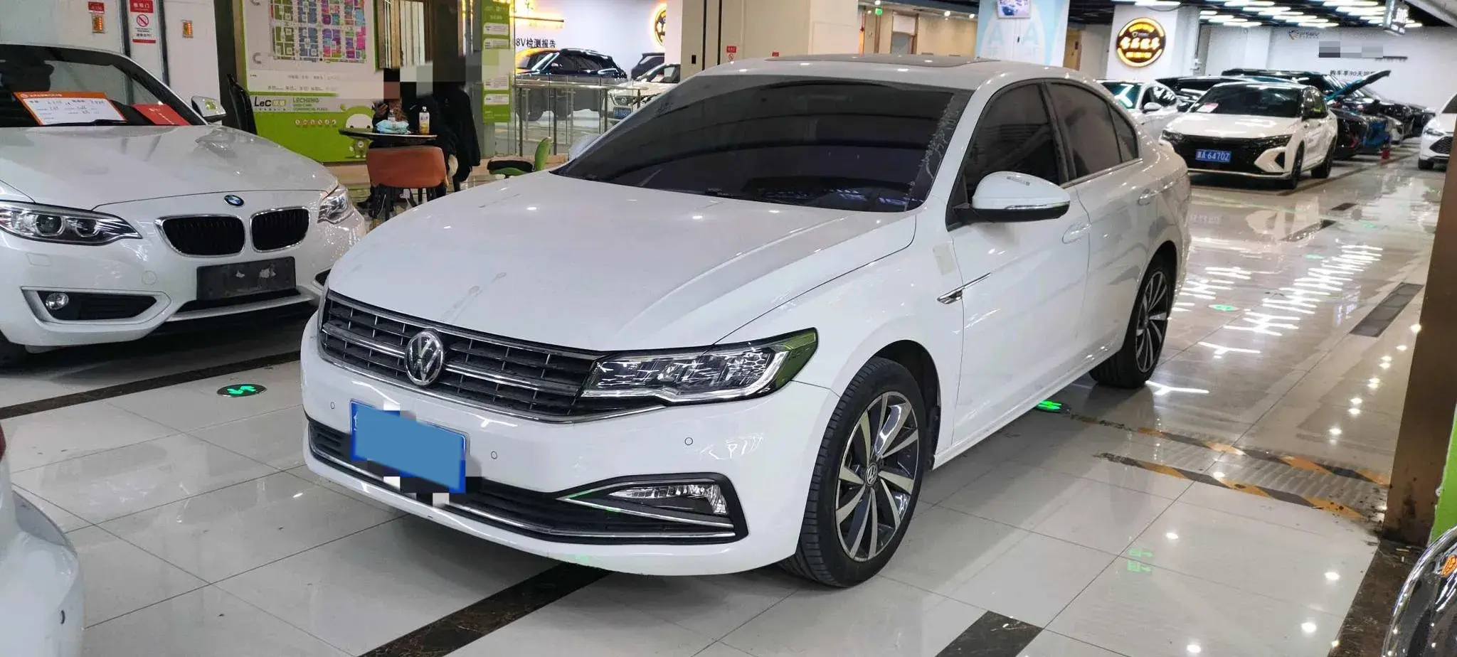 2019 VOLKSWAGEN BORA view 1