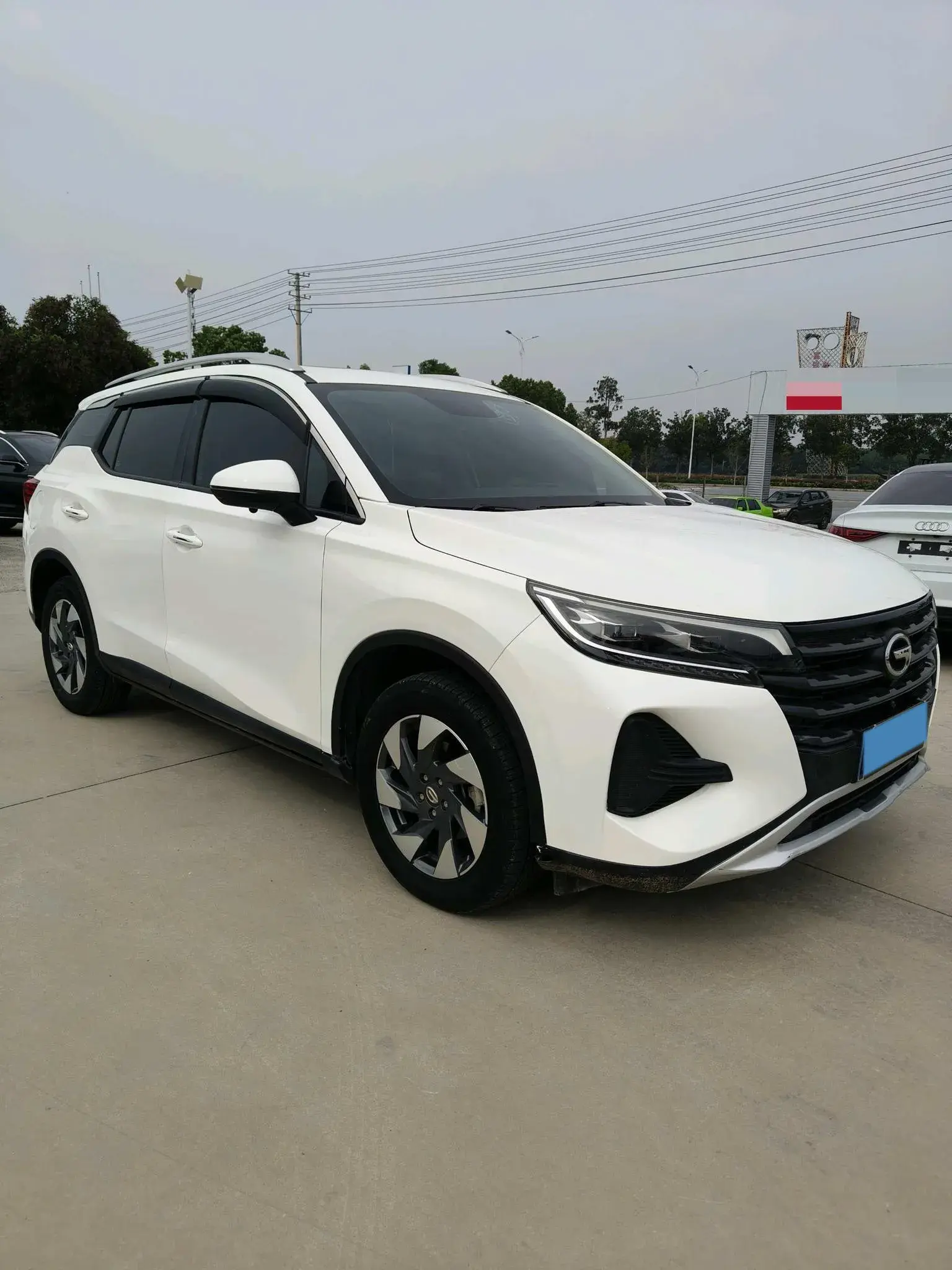 2021 GAC TRUMPCHI thumbnail 3
